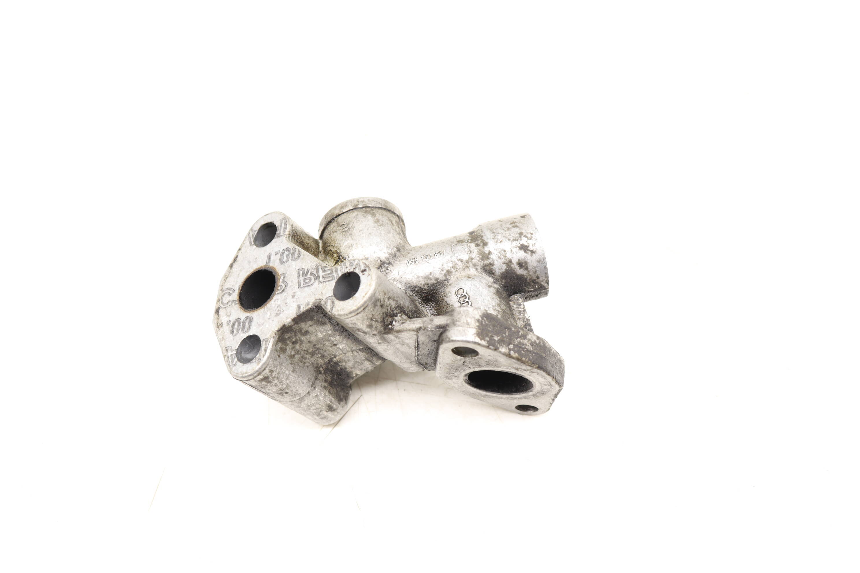 Egr Combi Valve Adapter / Bracket 058131817