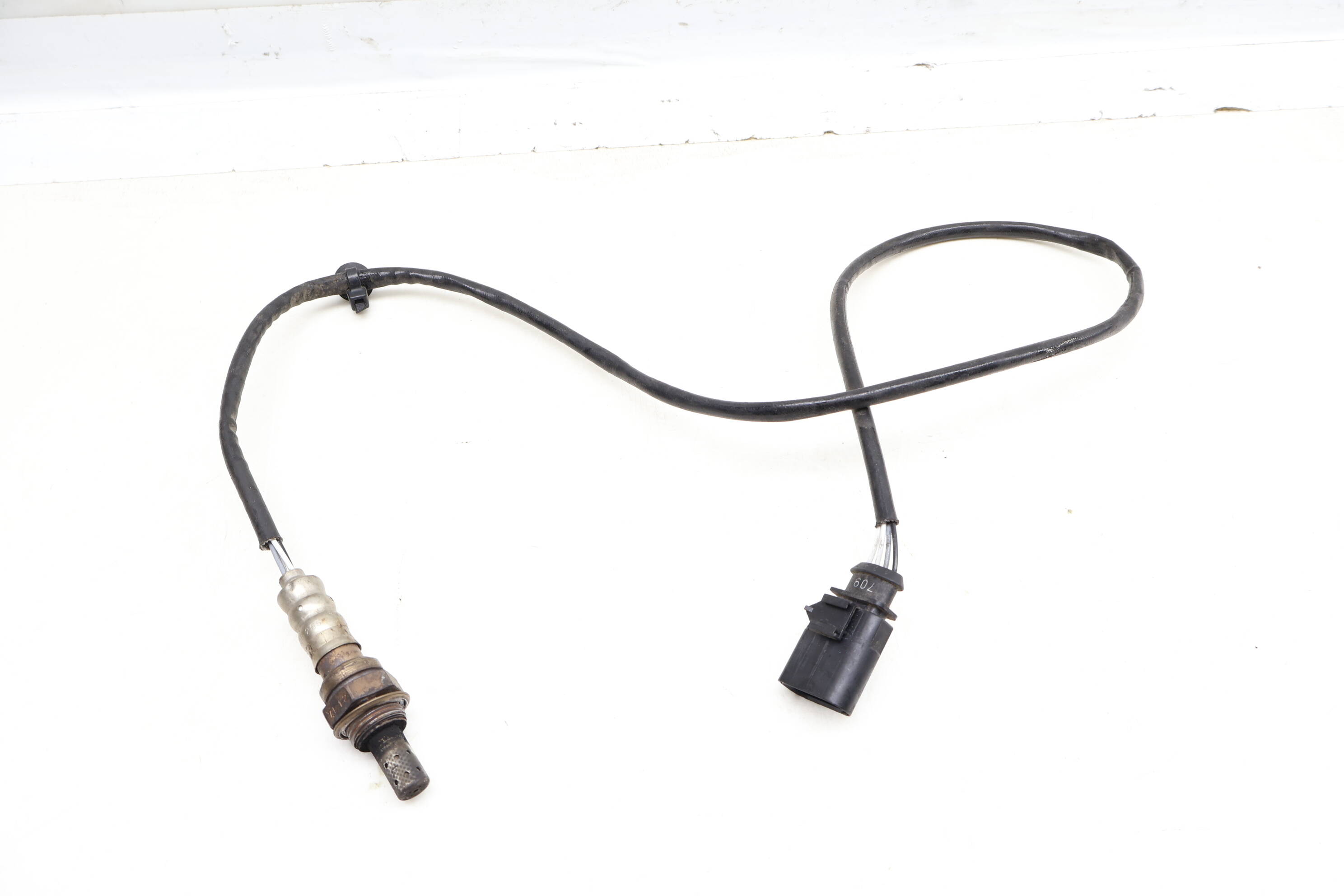 Oxygen O2 Sensor - Post Cat Downstream 06E906265E