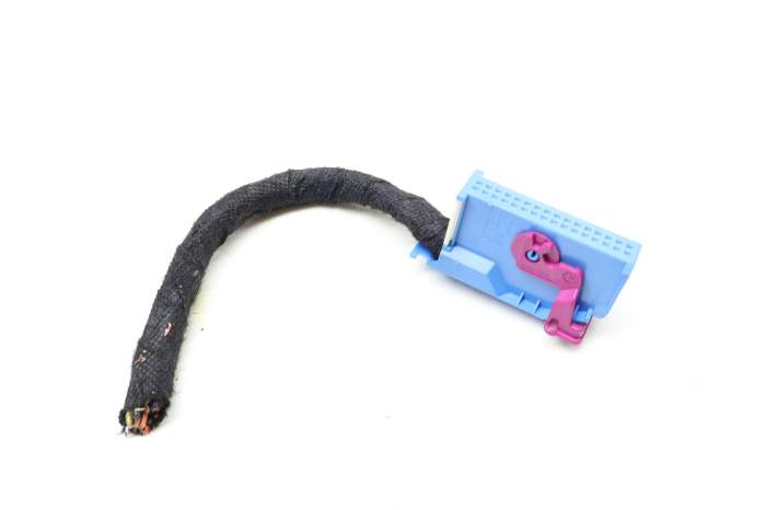 Instrument Cluster Wiring Connector / Pigtail main product photo