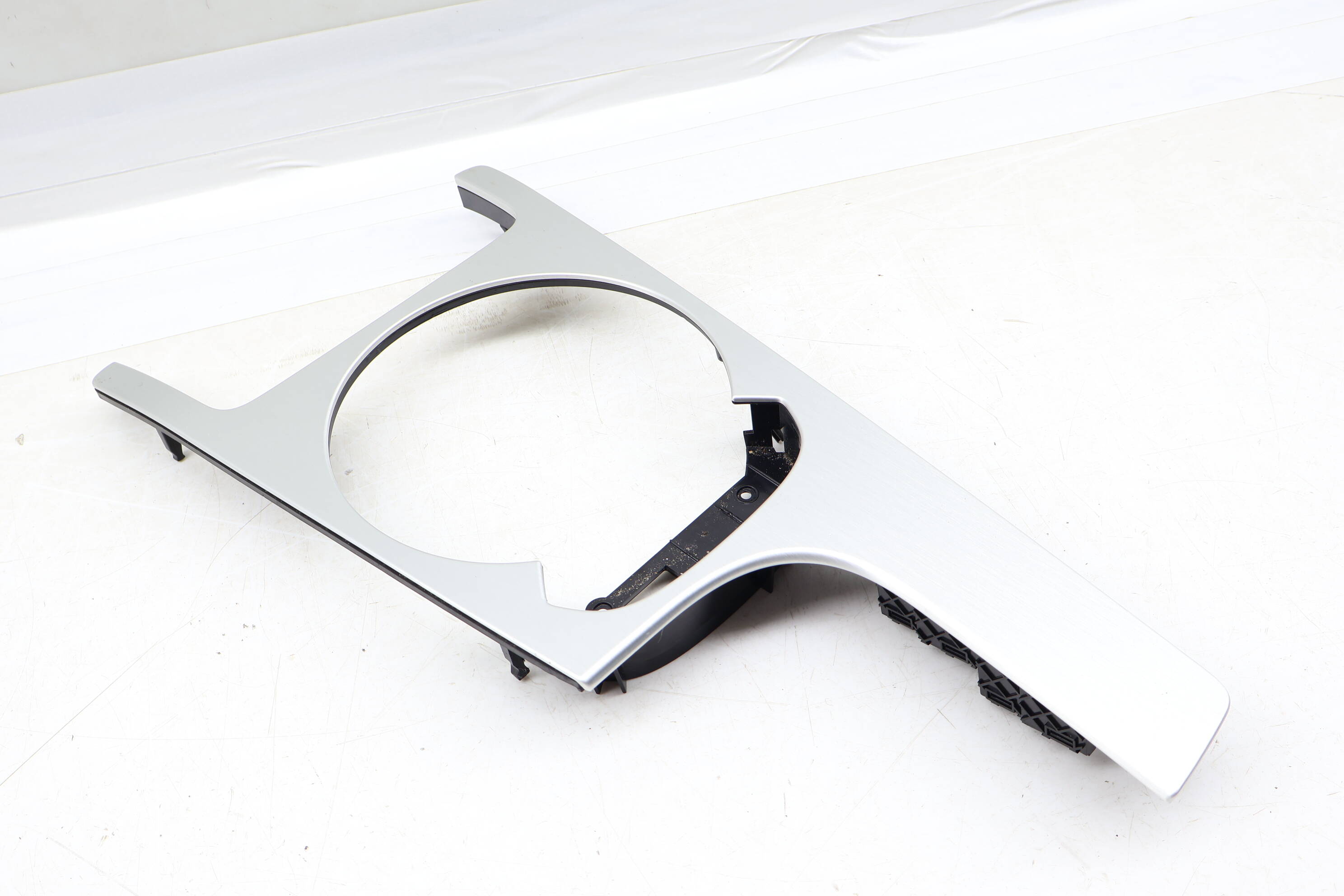 Center Console / Shifter Trim 8J1863916H