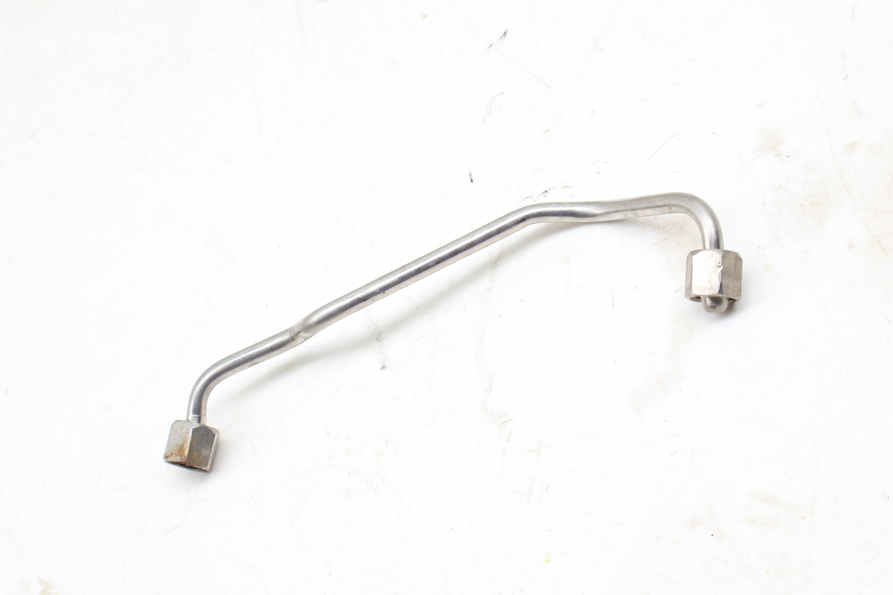 Fuel Line / Pipe 13537576776