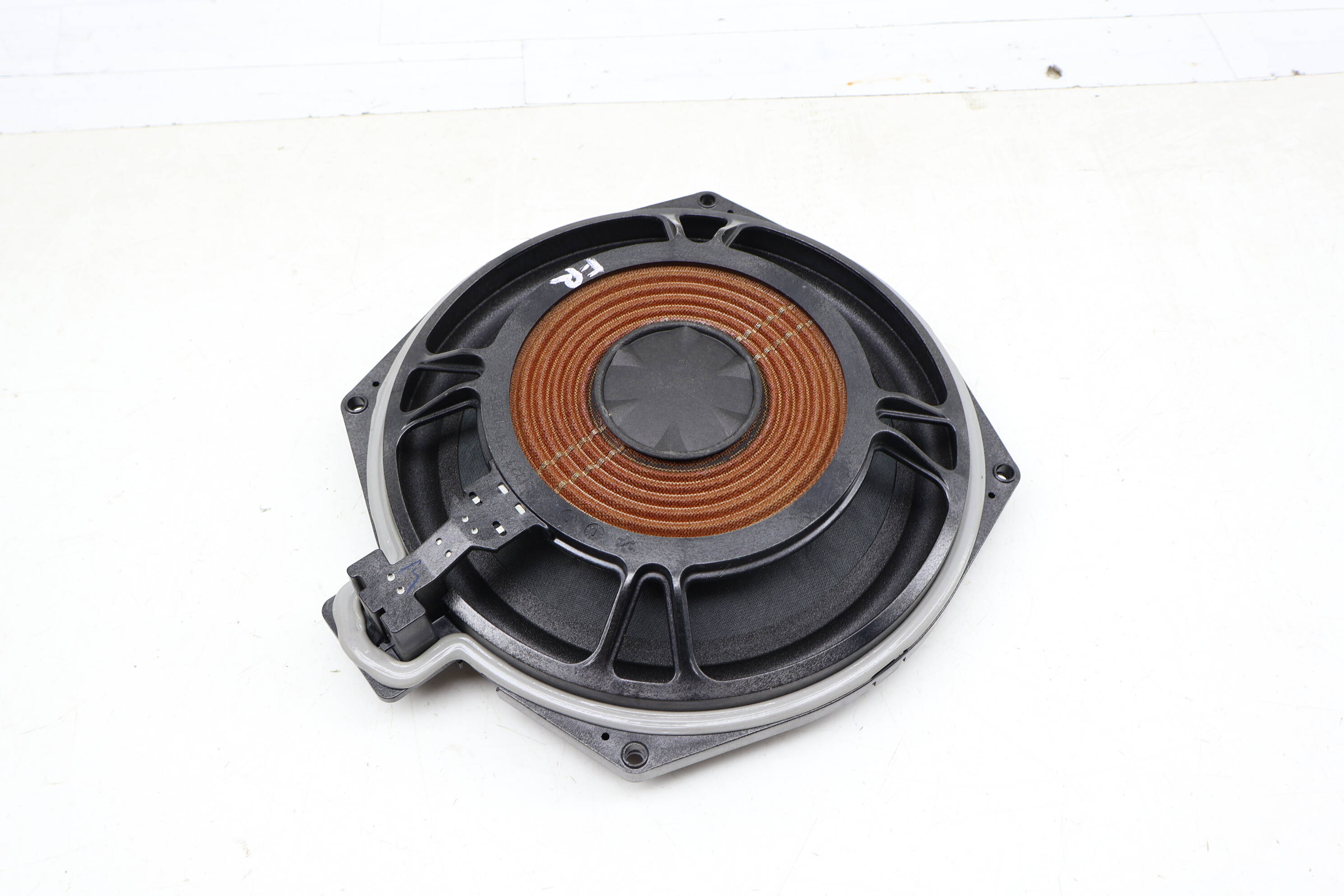 Central Speaker Subwoofer / Woofer (Top-Hifi) 65137948001