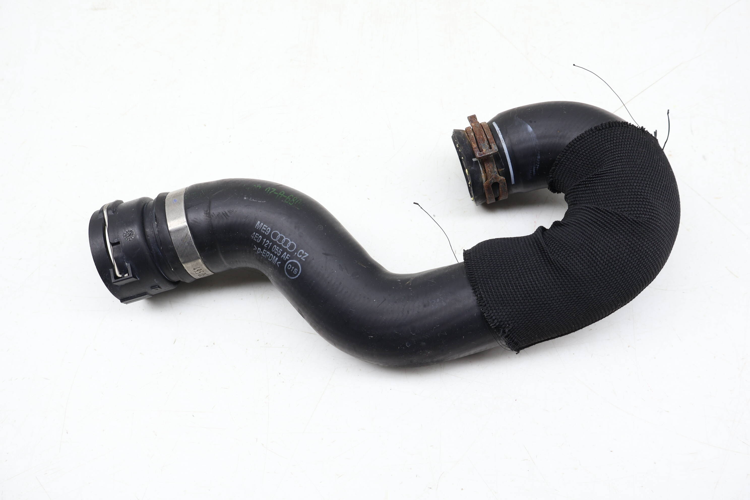 Lower Radiator Coolant Hose / Line 4E0121055AF