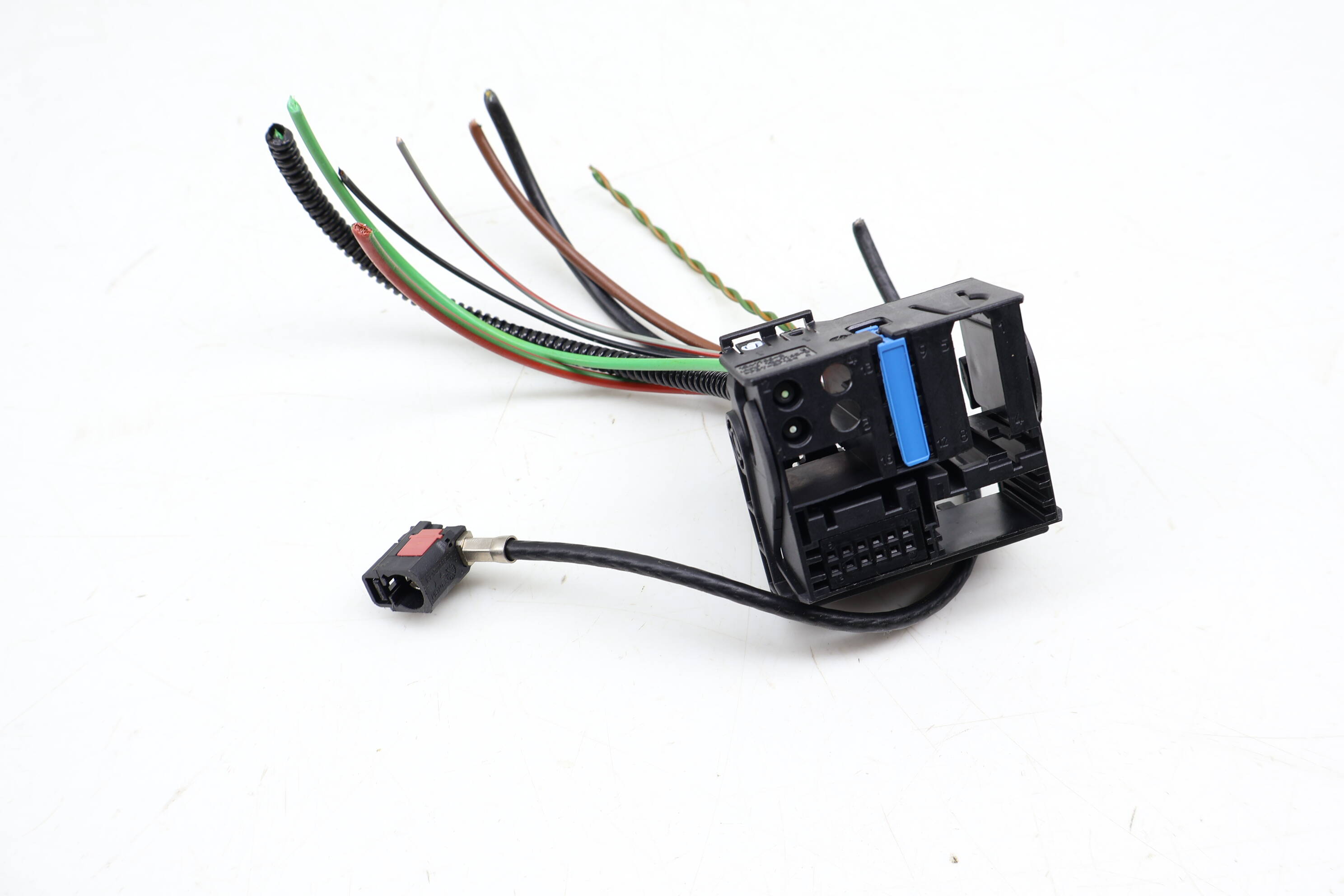 Bmw Business Radio / Stereo Tuner Unit Wiring Connector