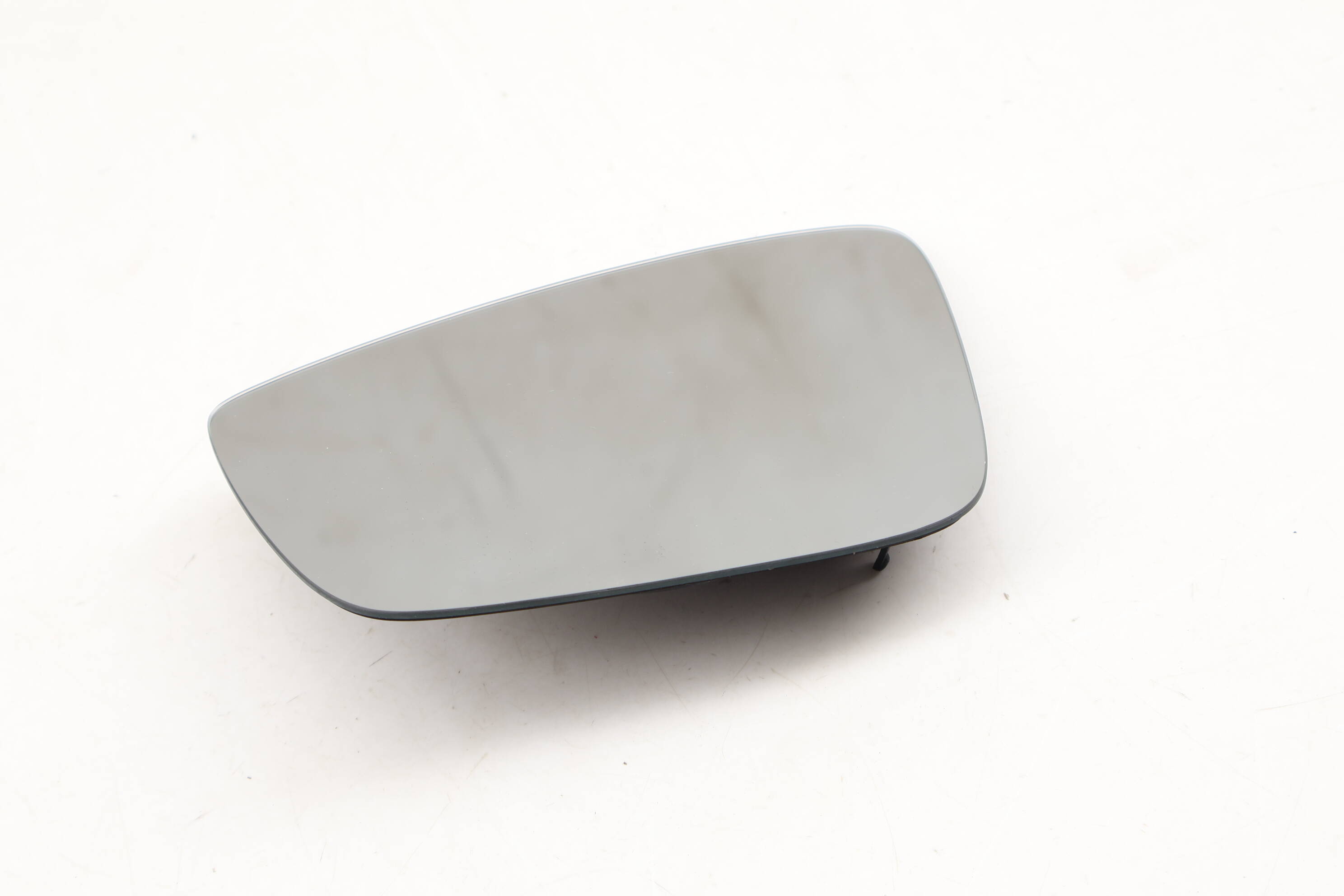 Side View Door Mirror Glass 561857521