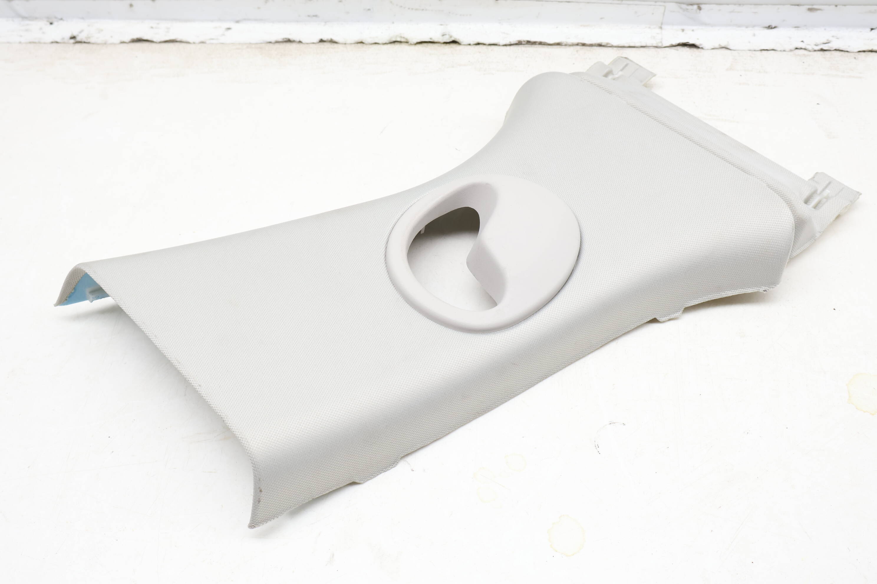 Upper B Pillar Trim / Panel J8A224396B