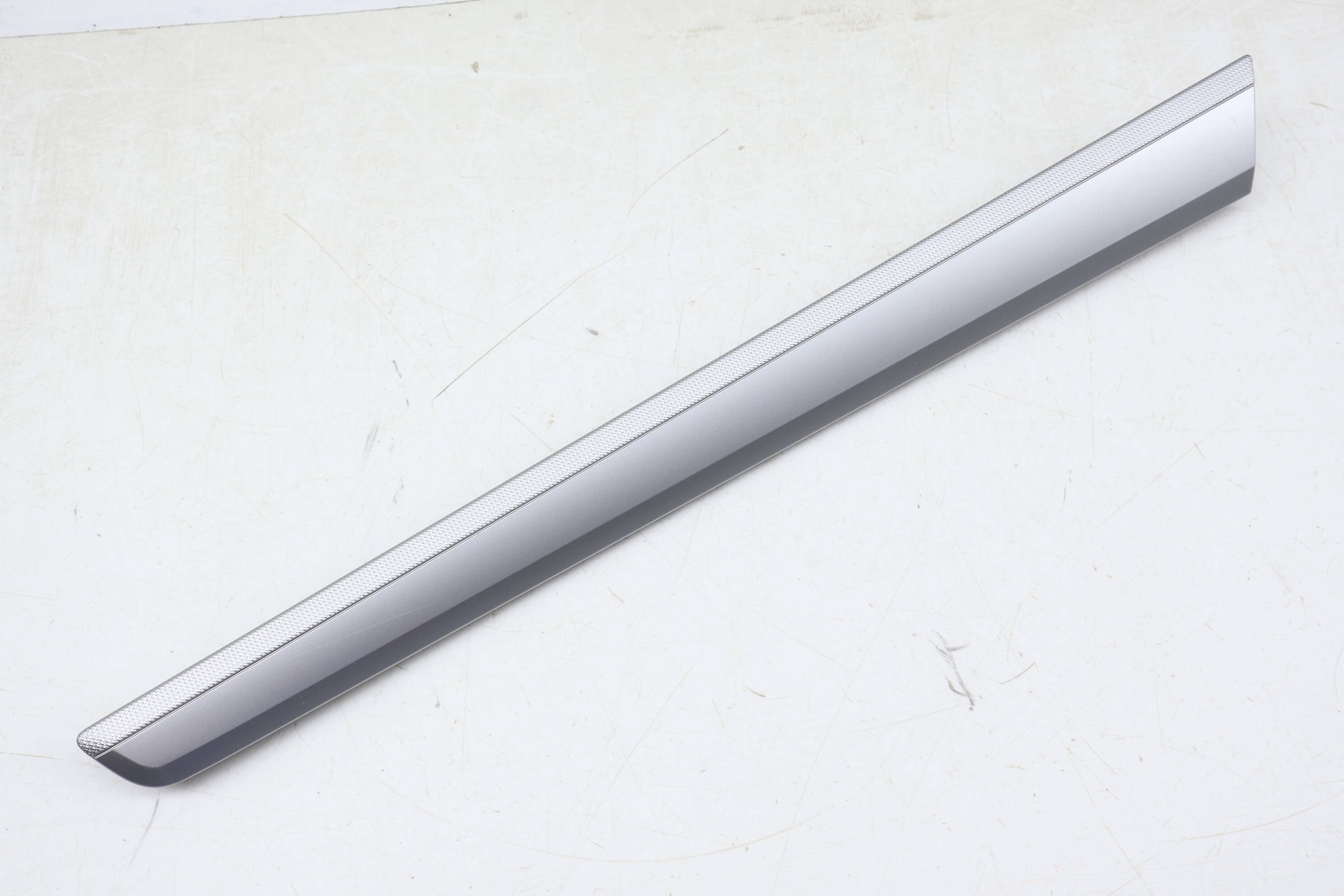 Door Panel Trim / Molding 561867419C