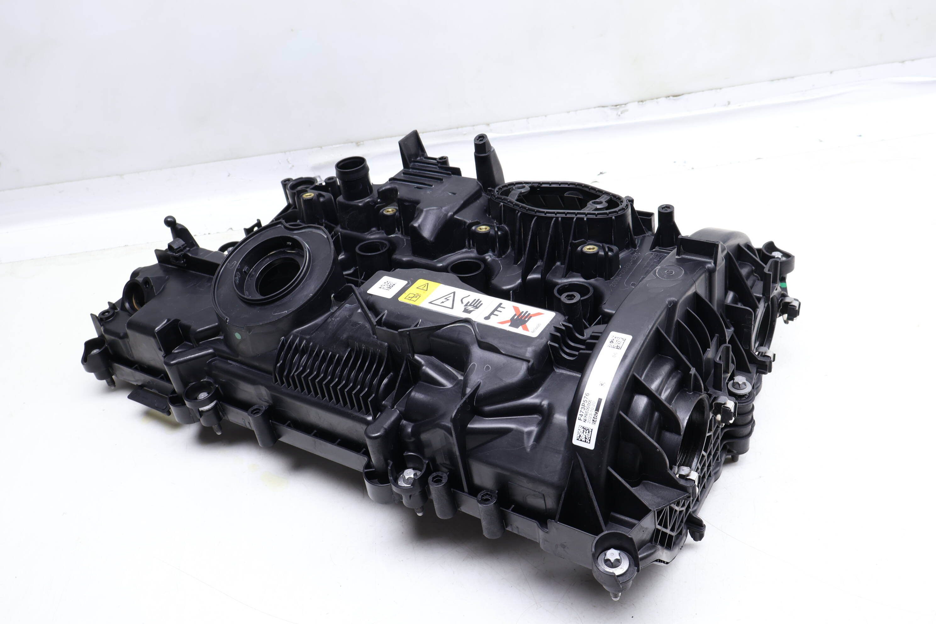 Engine Valve / Cylinder Head Cover 11128631745