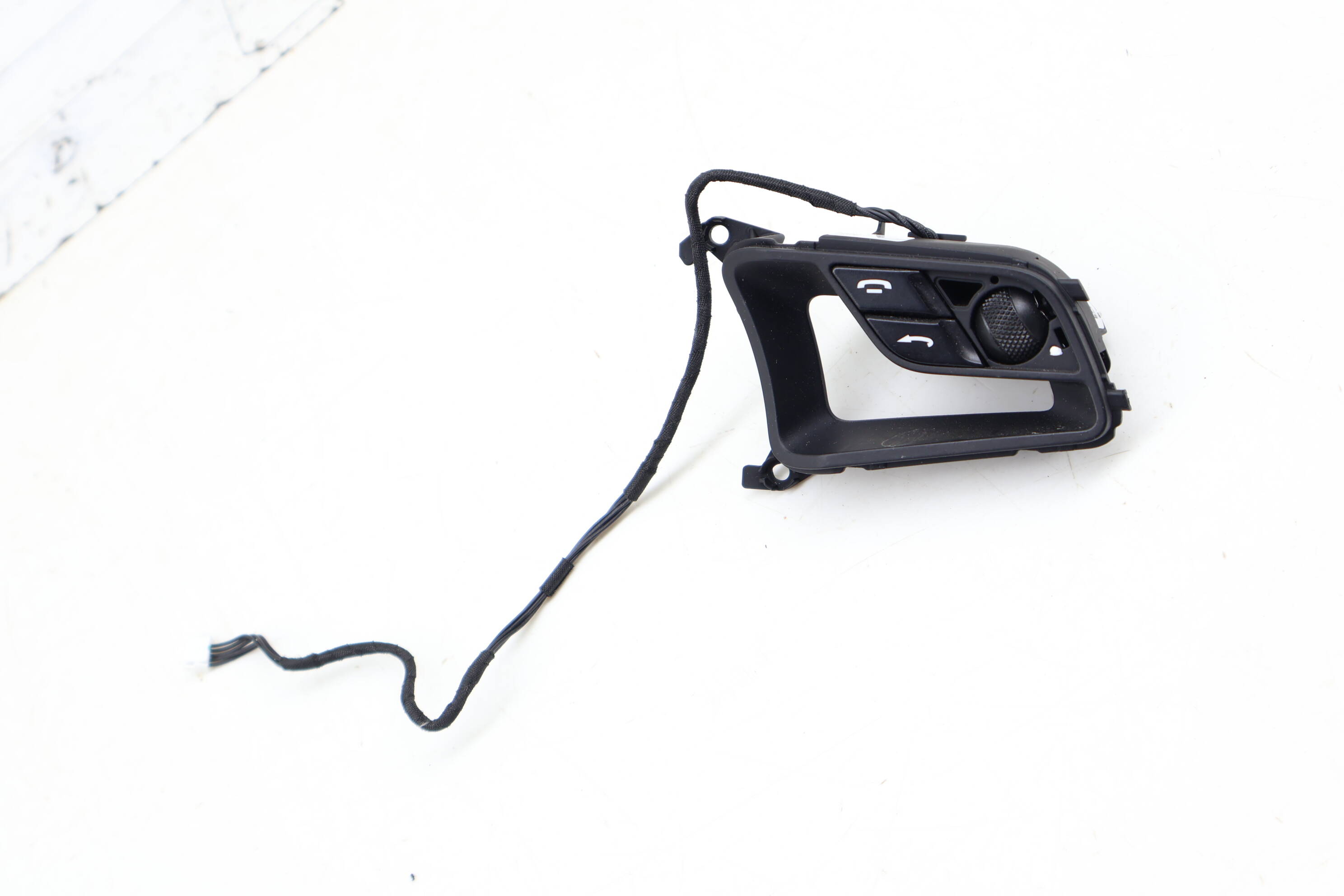 Radio / Telephone Steering Wheel Switch 95B959538C