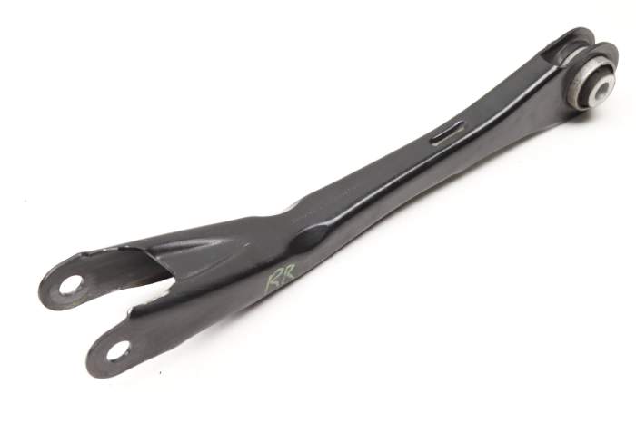 Lower Suspension Control / Trailing Arm 33306878641 main product photo