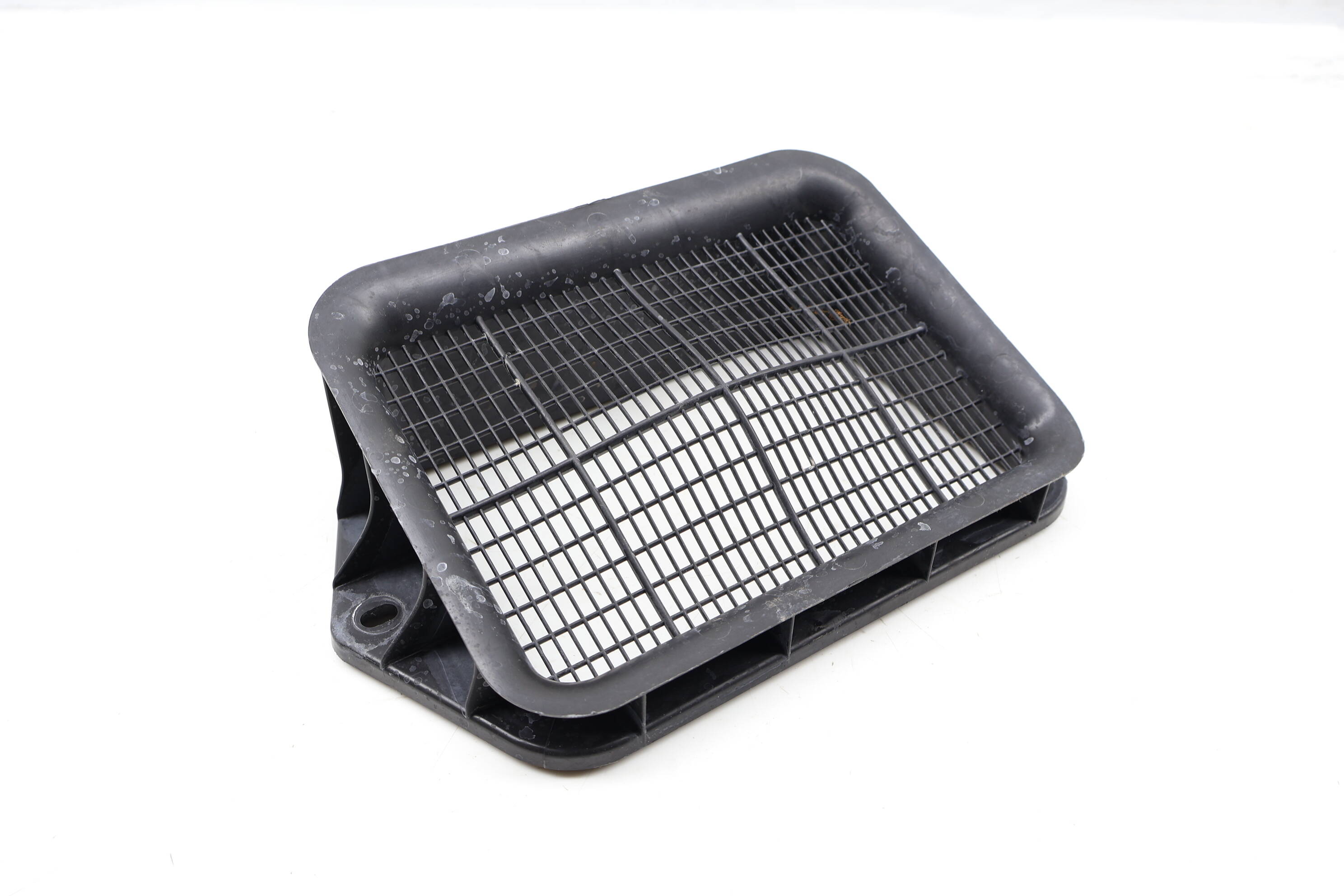Cabin Air Intake Duct / Screen 5N0815479