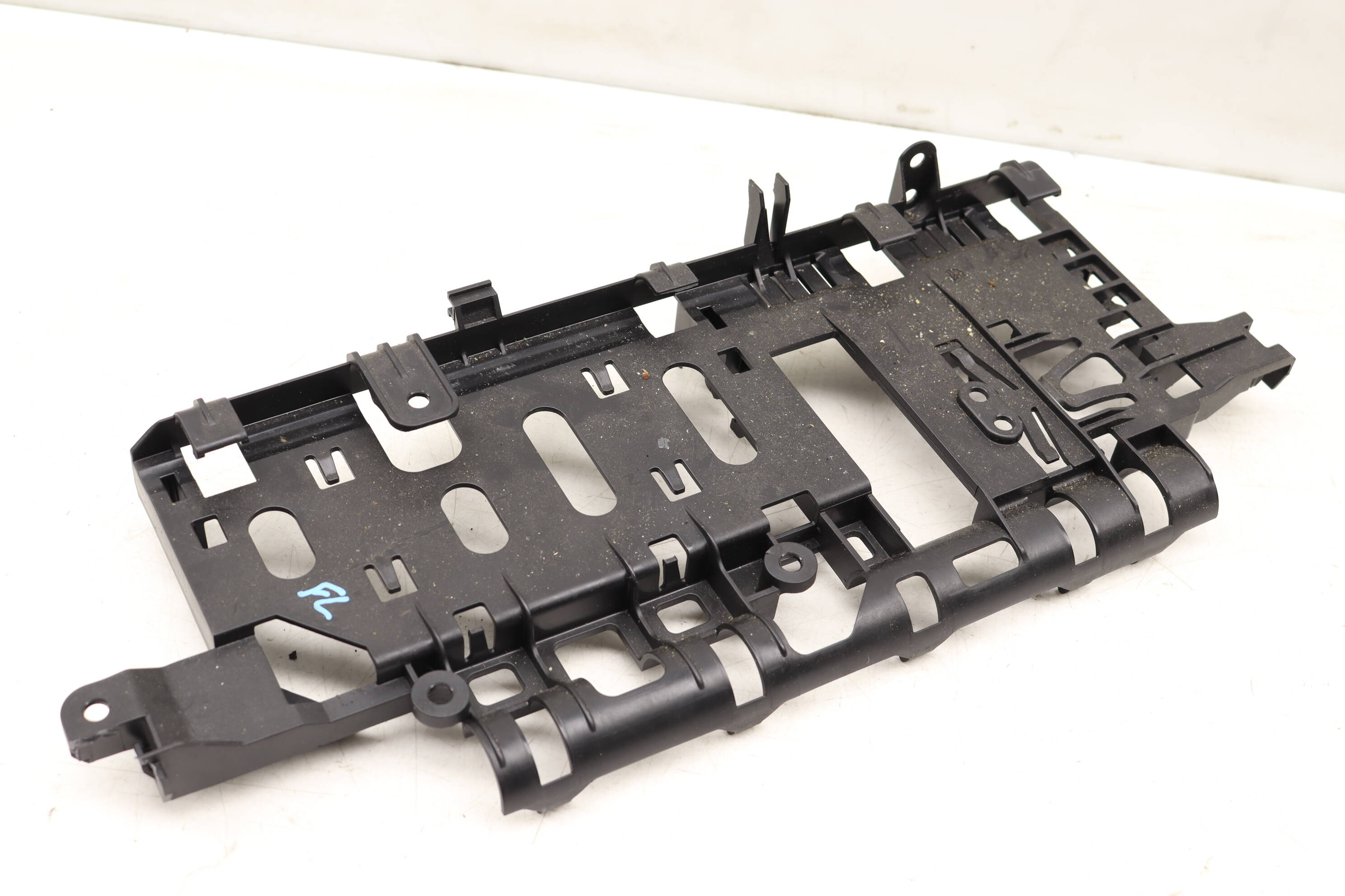 Seat Control Module Mount Bracket 0009111075