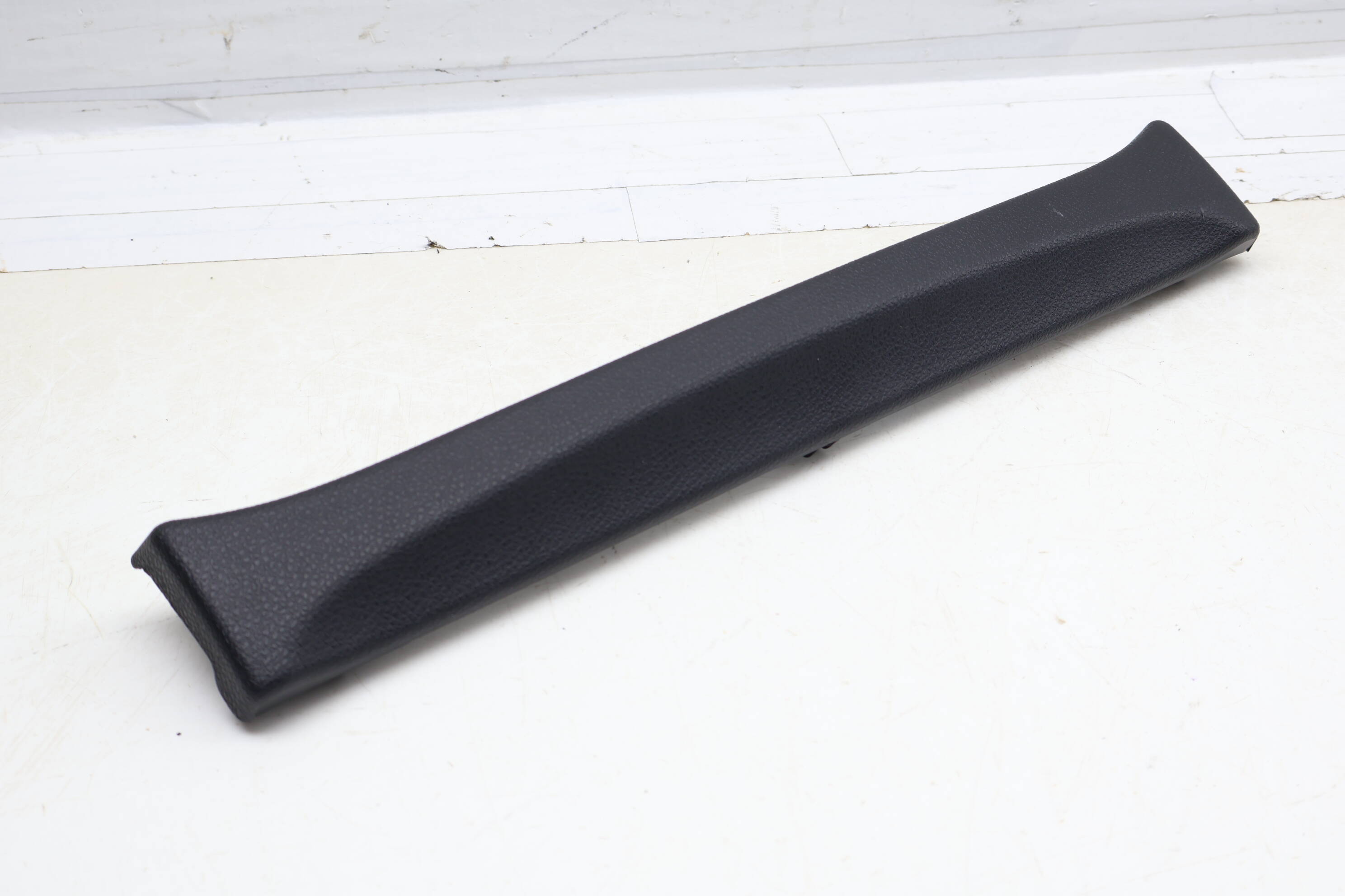 Seat Frame Trim Panel (Center) 2059195000