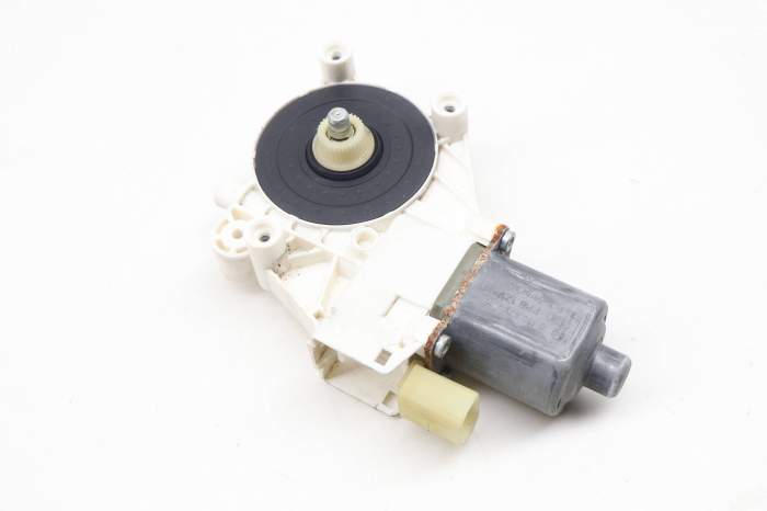 Window Lifter Motor 67627046033 main product photo