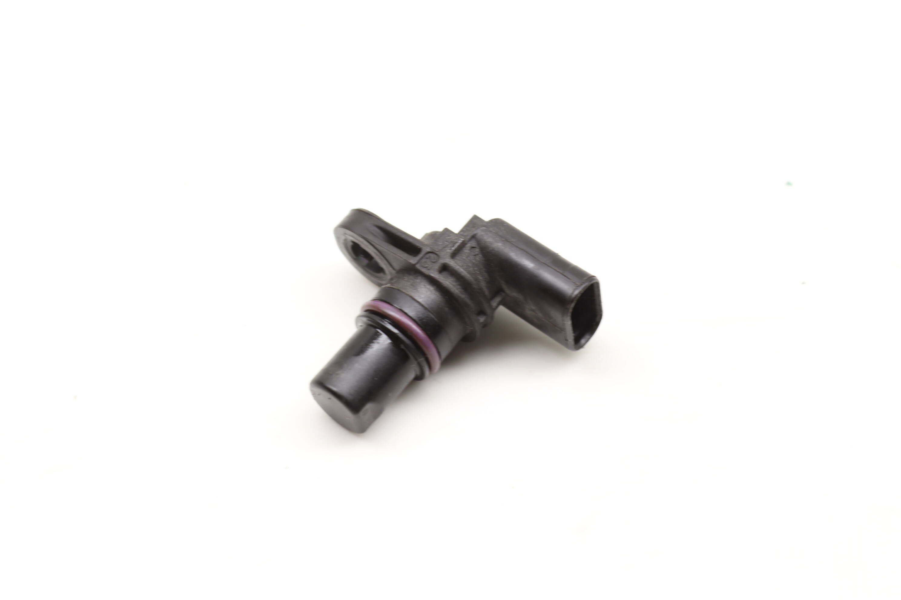 Cam / Camshaft Position Sensor 04C907601