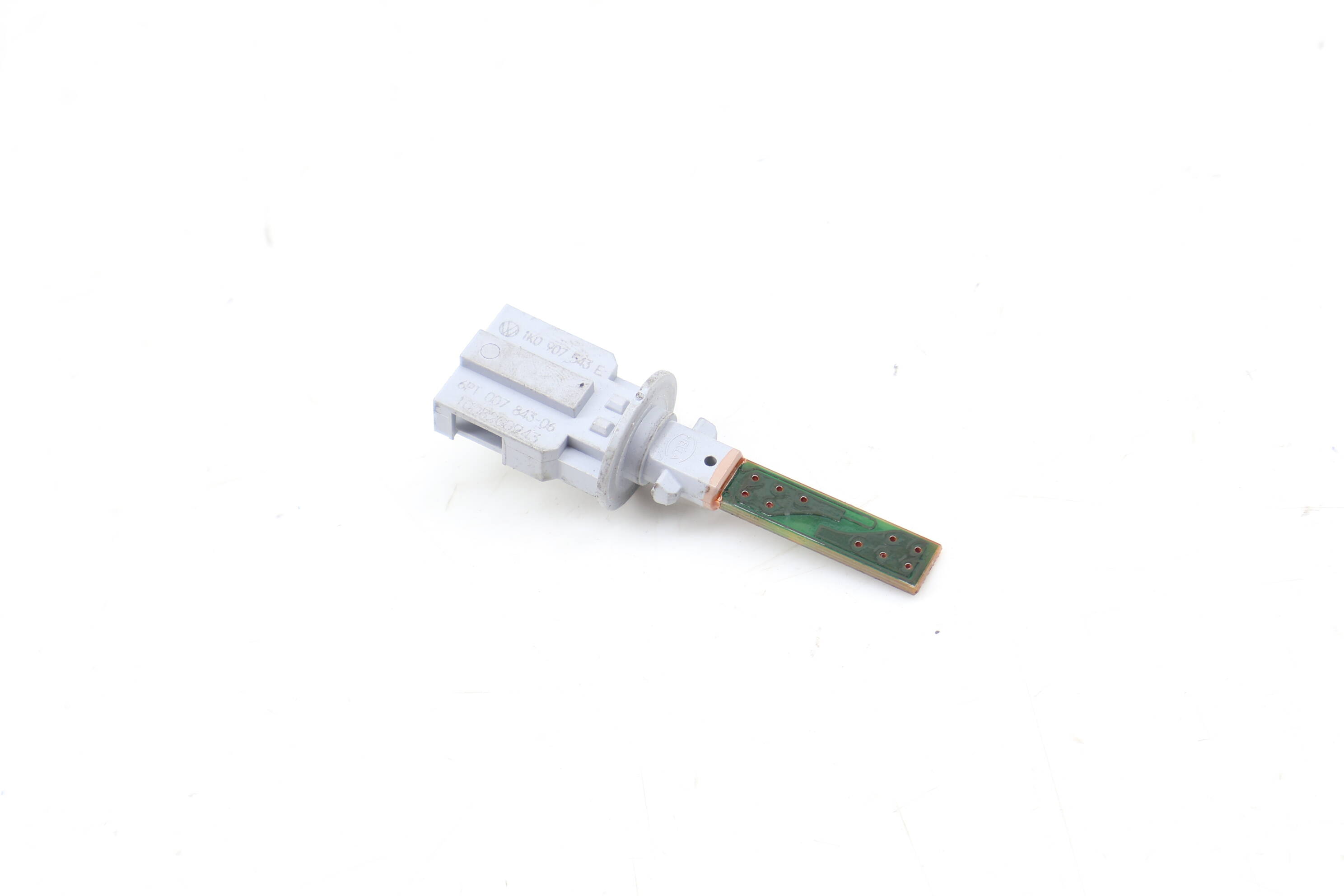 Climate Air Temp / Temperature Sensor 1K0907543E