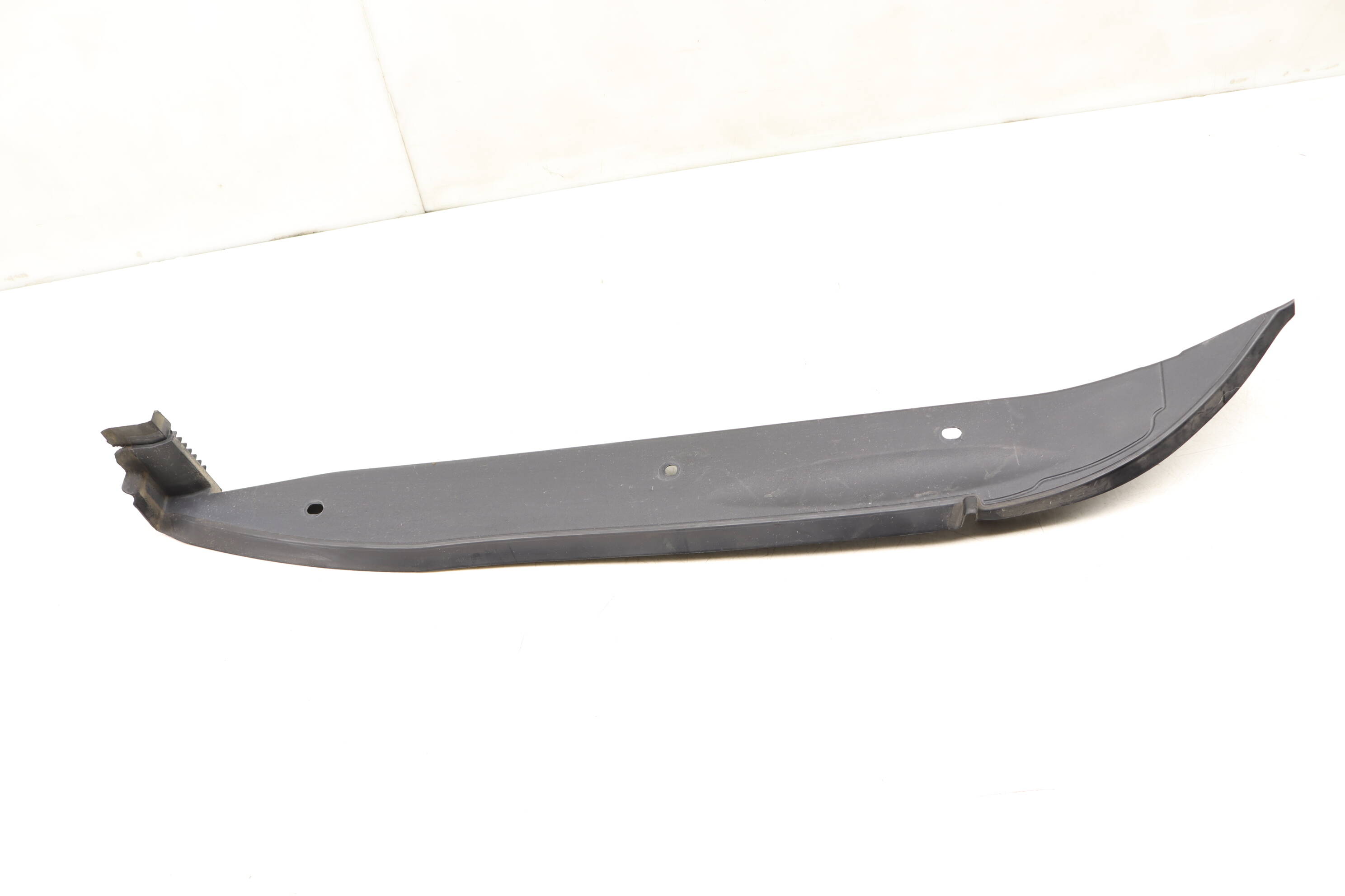 Fender Trim / Cover 95B854778B