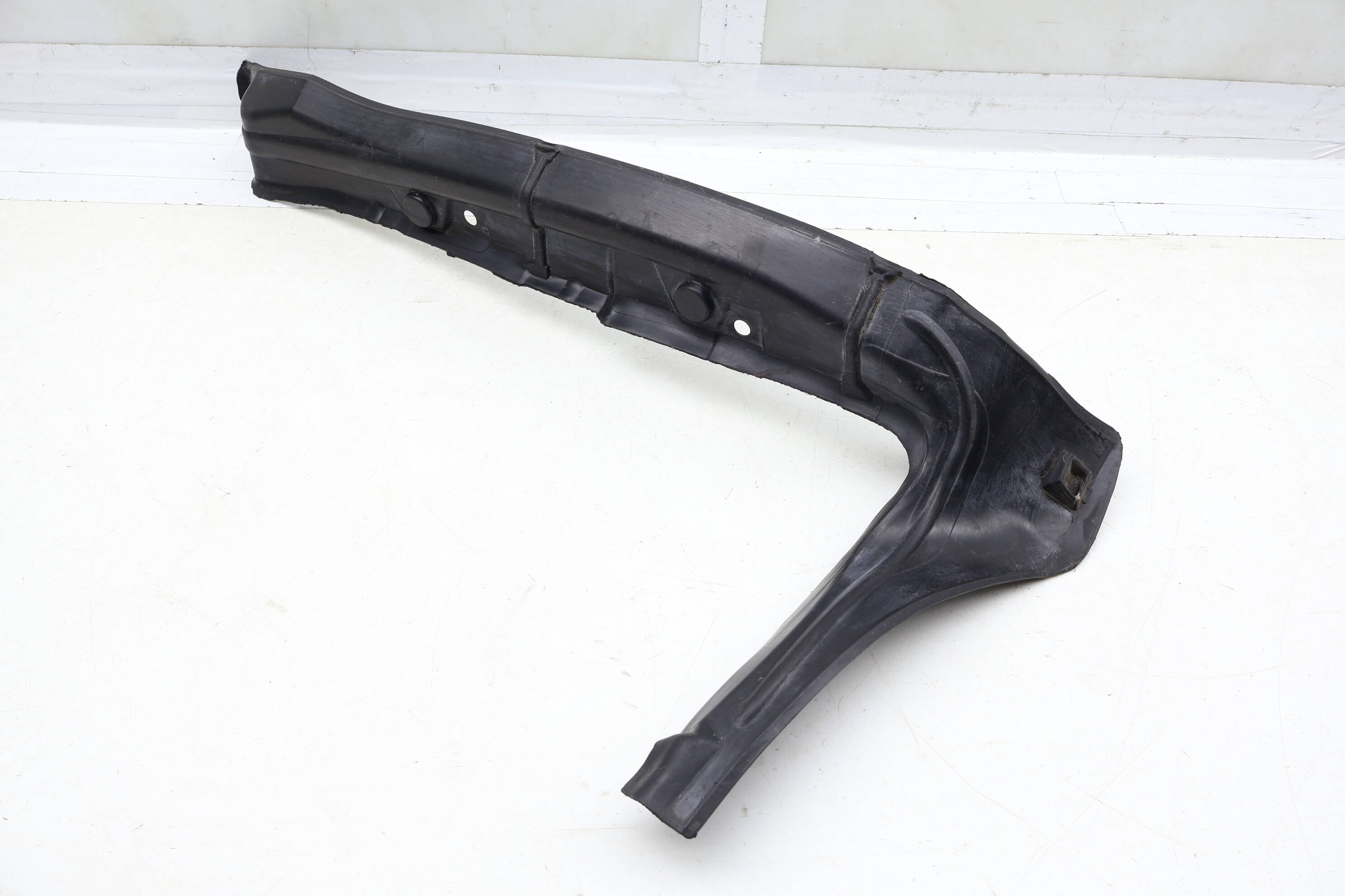 Inner Fender End Plate / Cover 8T0821112A