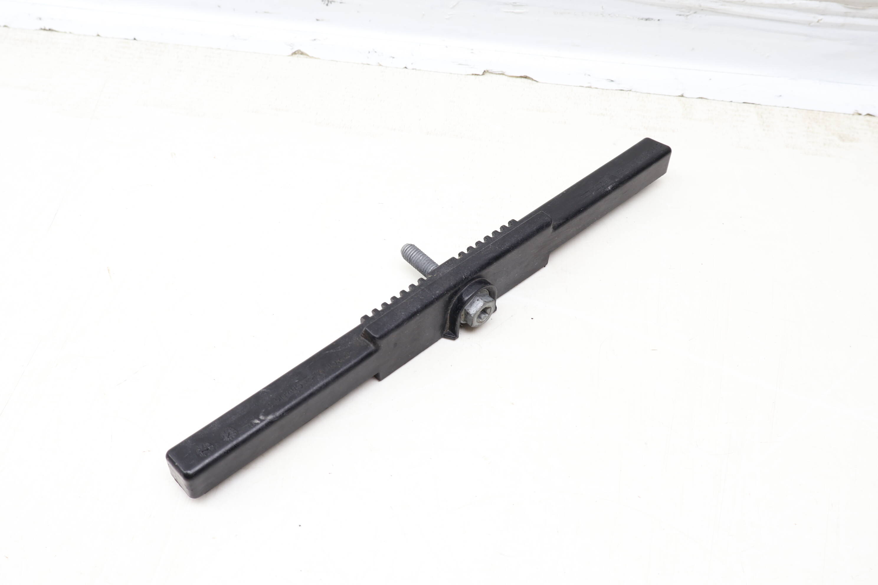 Battery Tray Mount / Bracket 2056200018