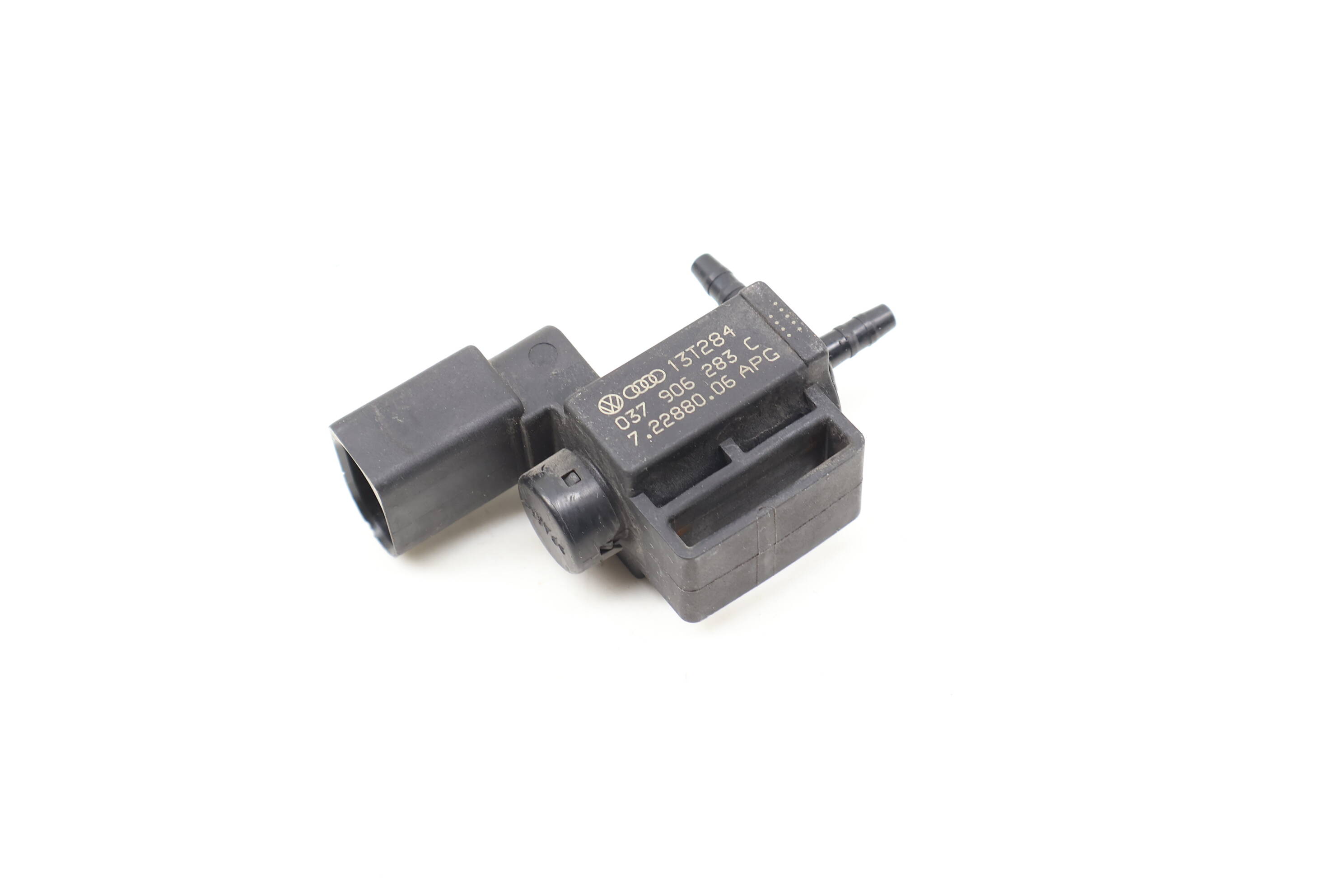 Egr Vacuum / Purge Solenoid Valve 037906283C 95560512330