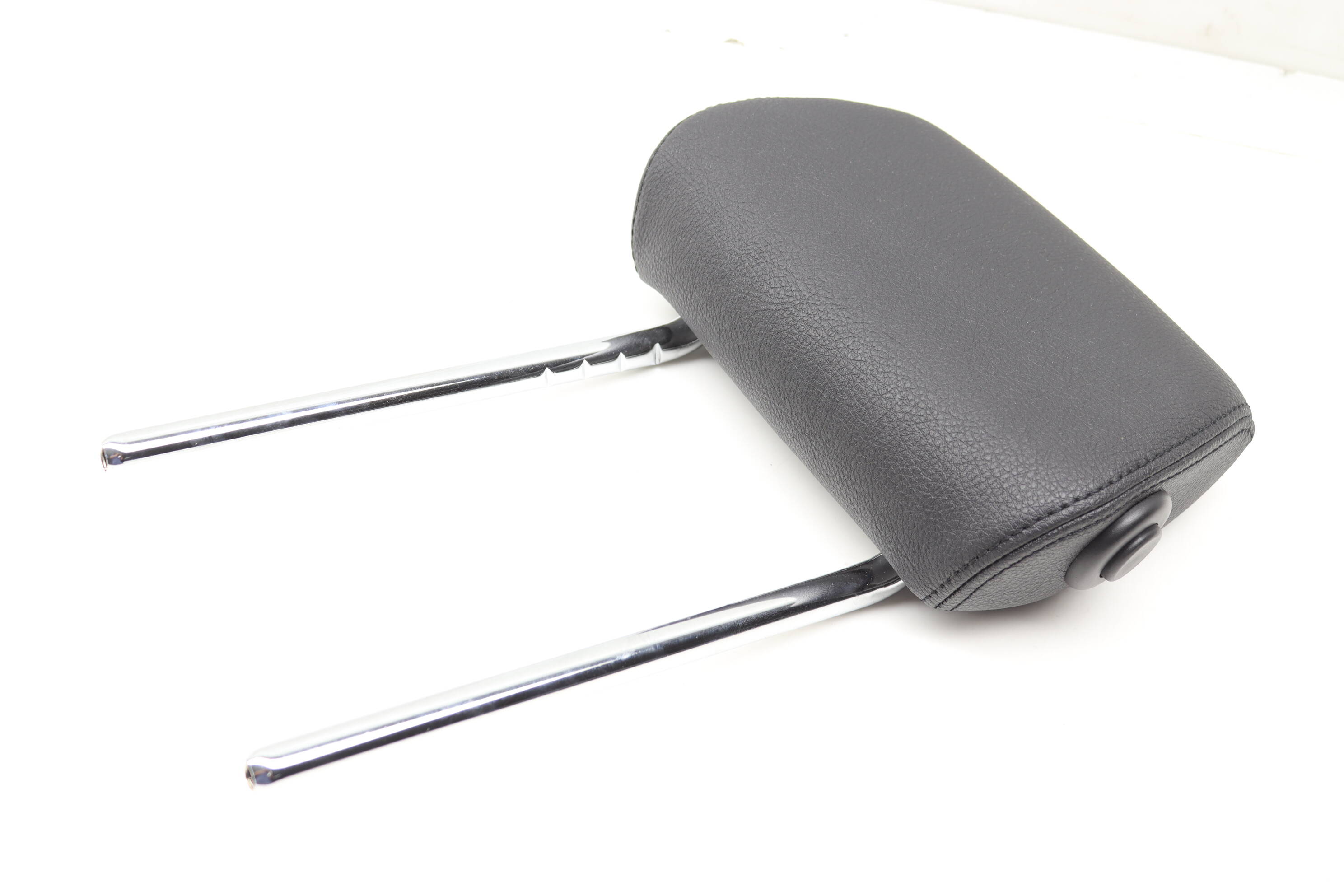 Seat Headrest / Head Rest 52207315207