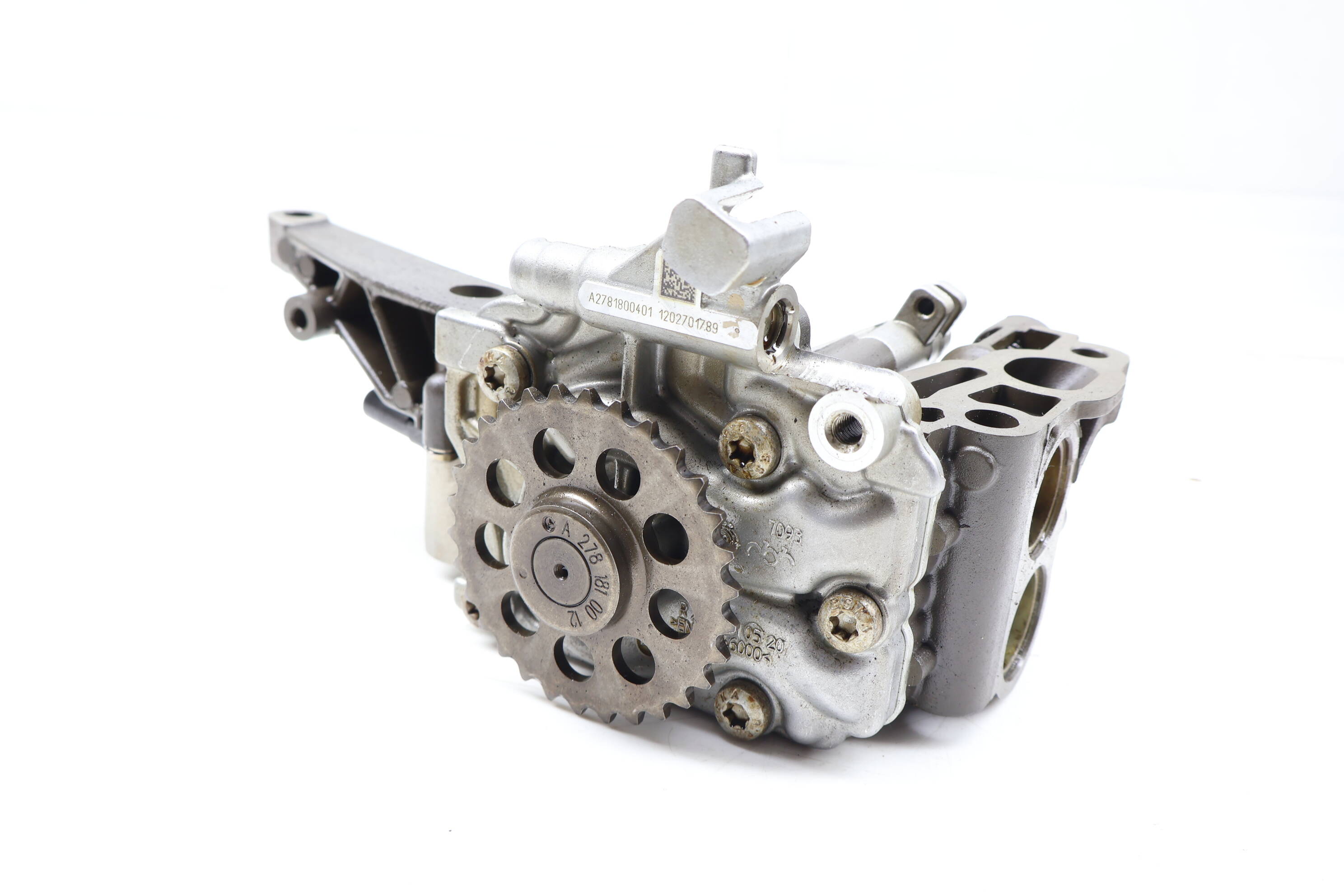 Engine Oil Pump 2781800401