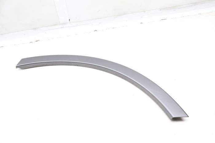 Wheel Fender Flare Trim / Molding 4M0853817A main product photo