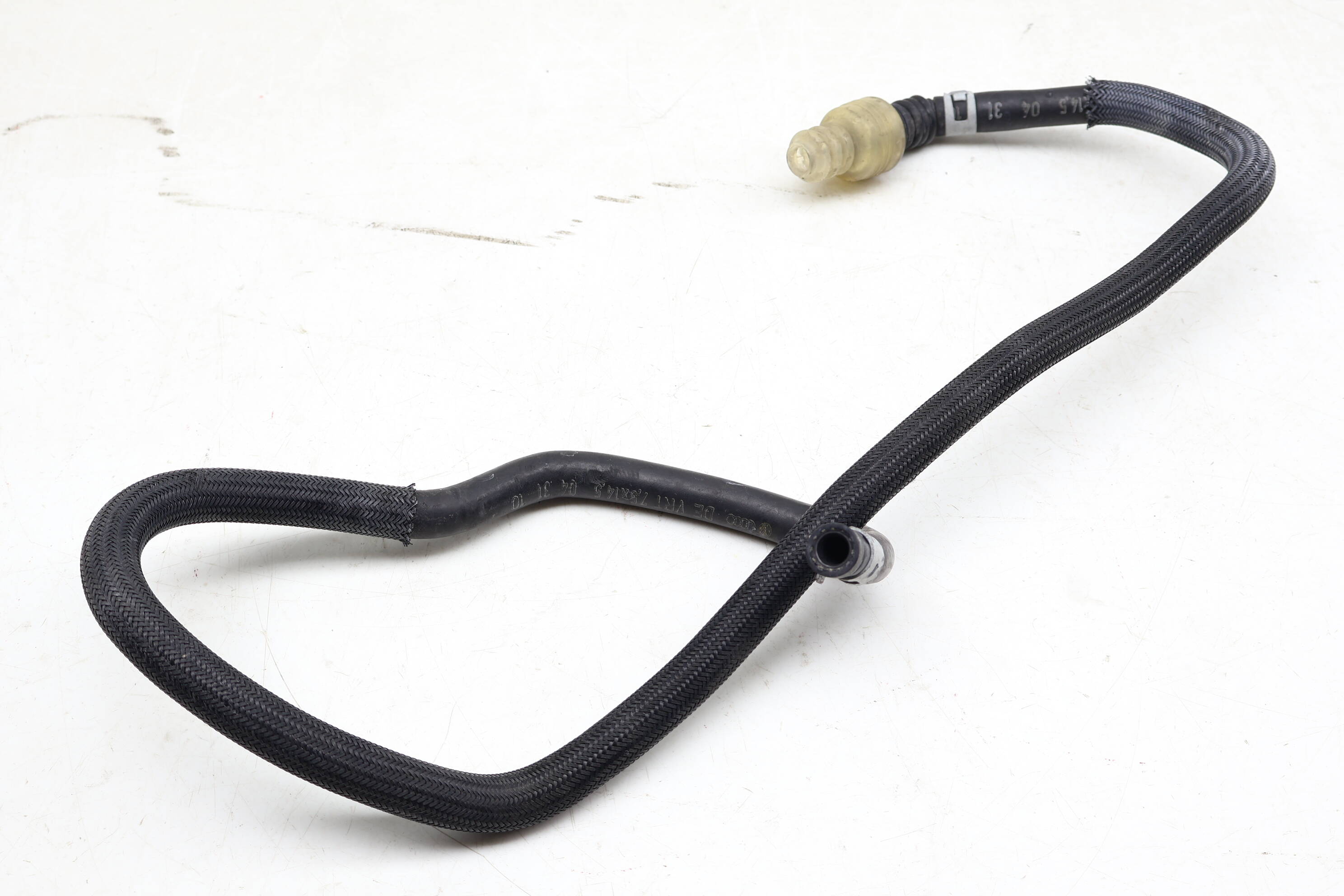 Fuel&#x20;Line&#x20;&#x2F;&#x20;Hose&#x20;06E127513A