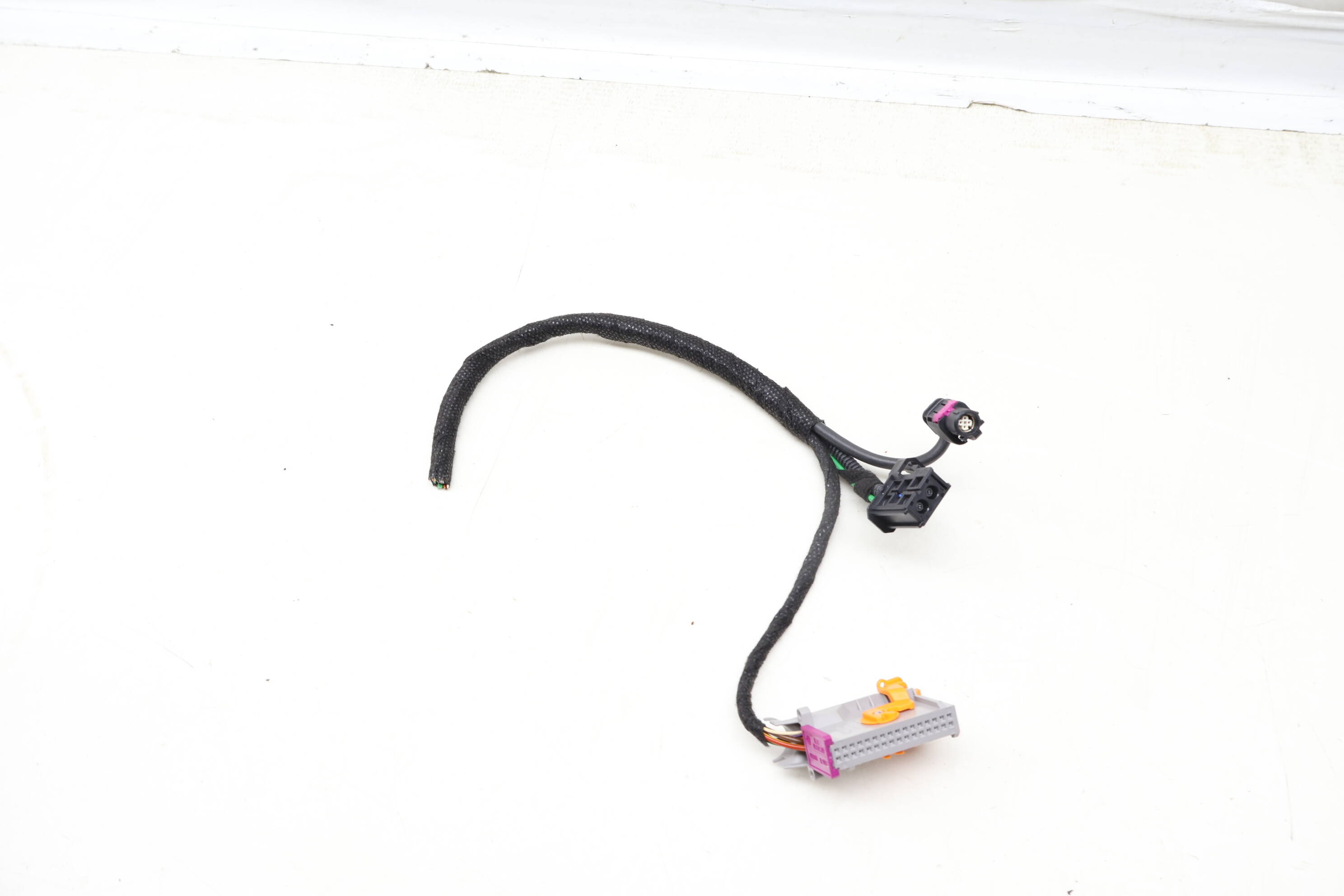 Instrument Cluster Wiring Connector / Pigtail