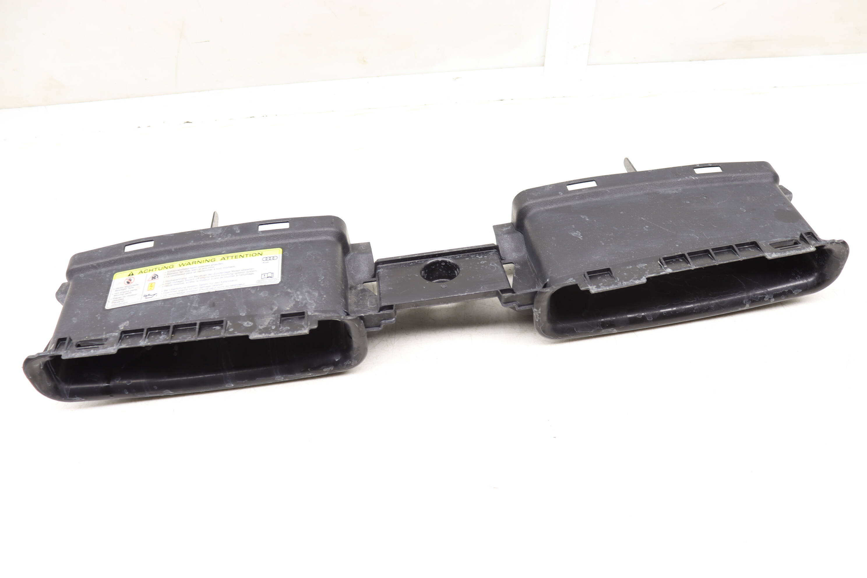 Air Intake Duct 4M0129510D