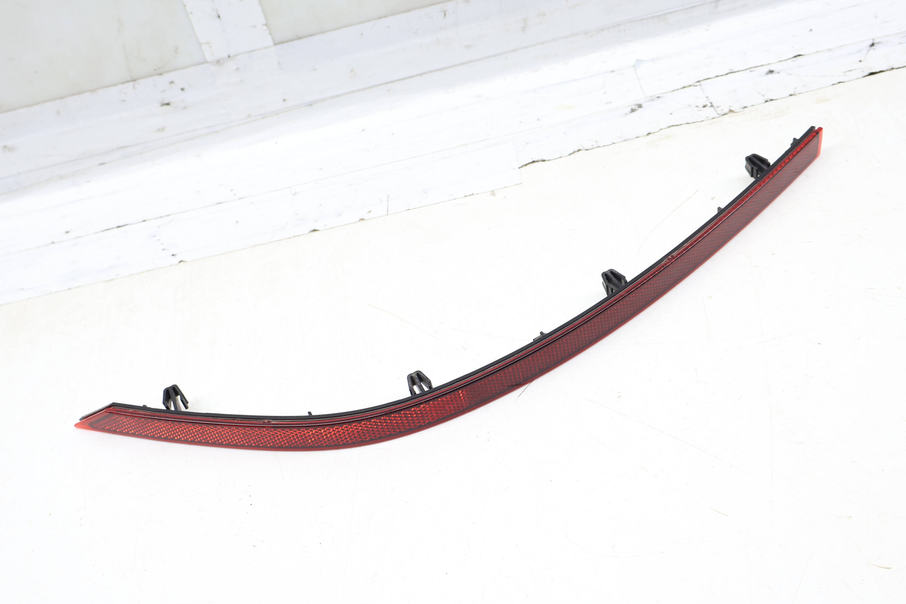 Outer Bumper Reflector 3CN945105