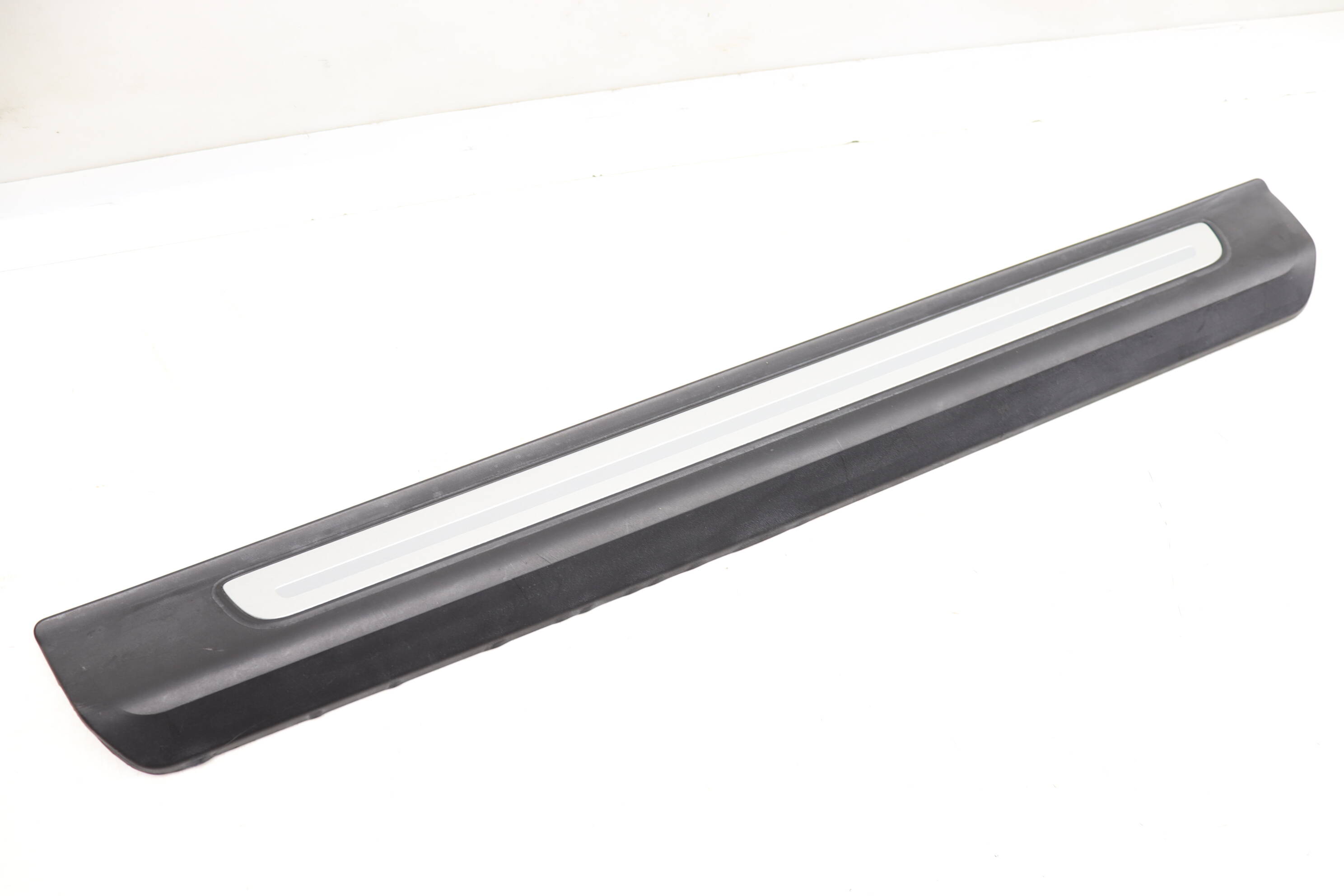 Door Sill / Scuff Panel 4M0853374A