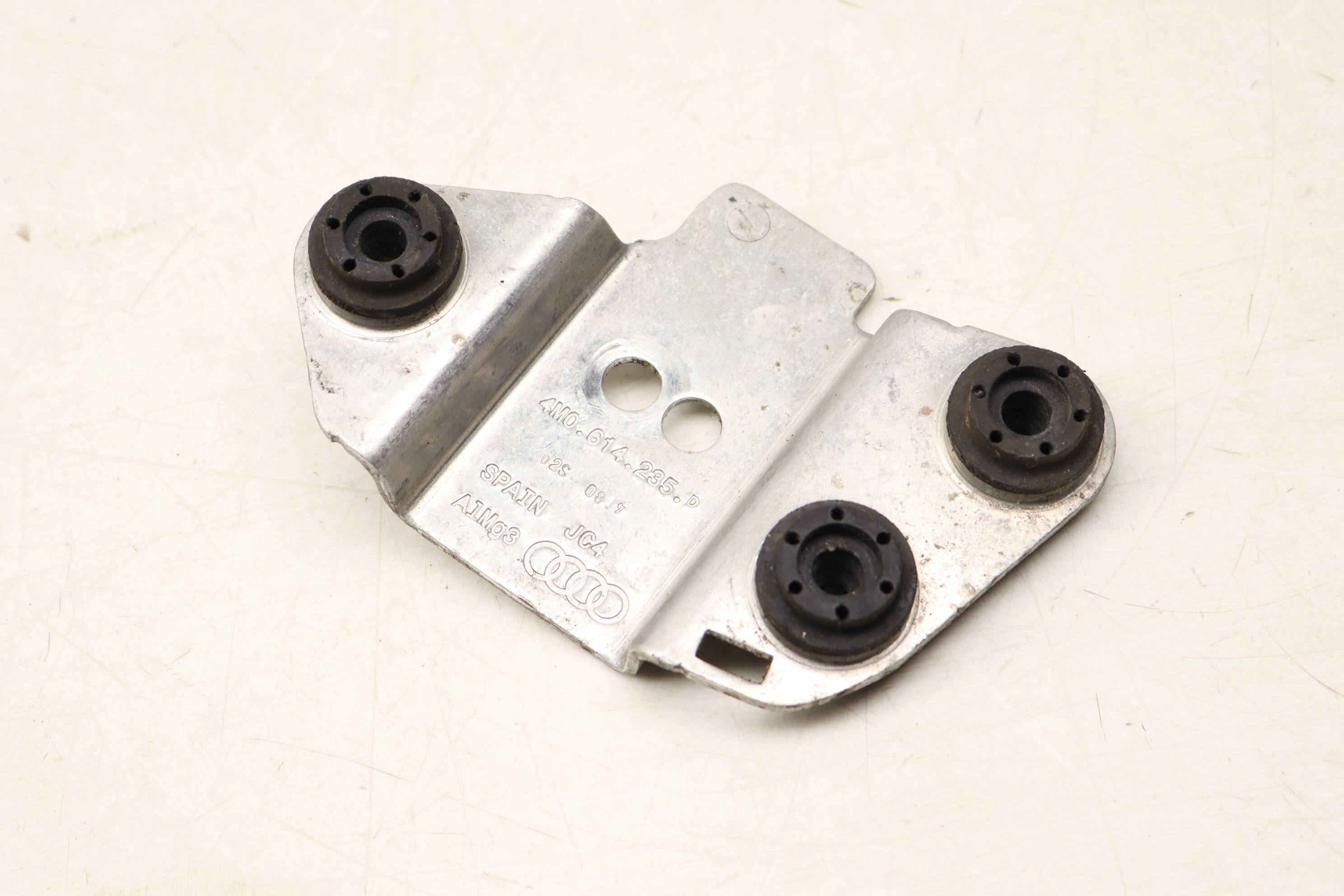 Abs Pump Mount / Bracket 4M0614235D