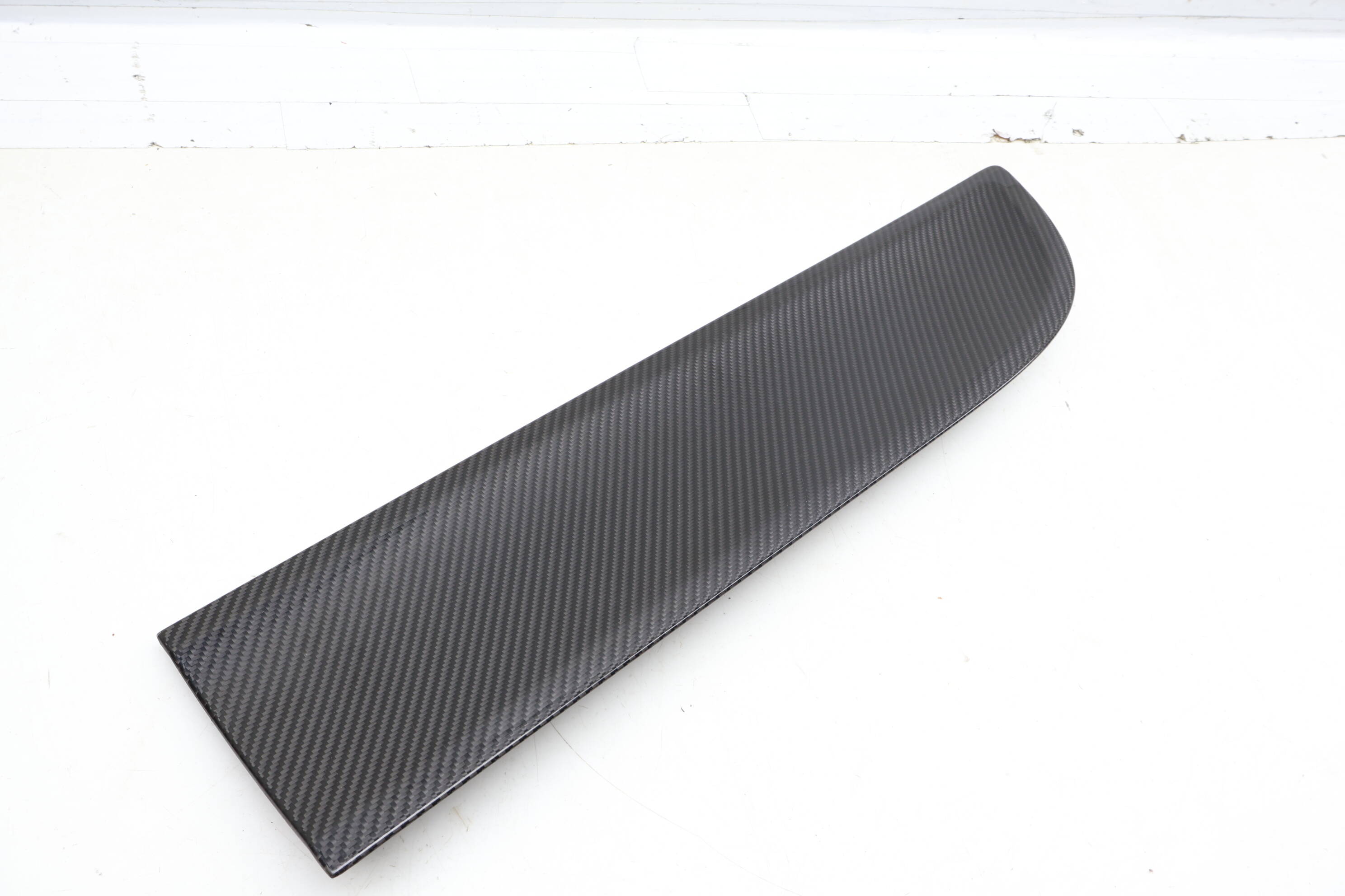 Lower Door Molding / Blade 95B839901A