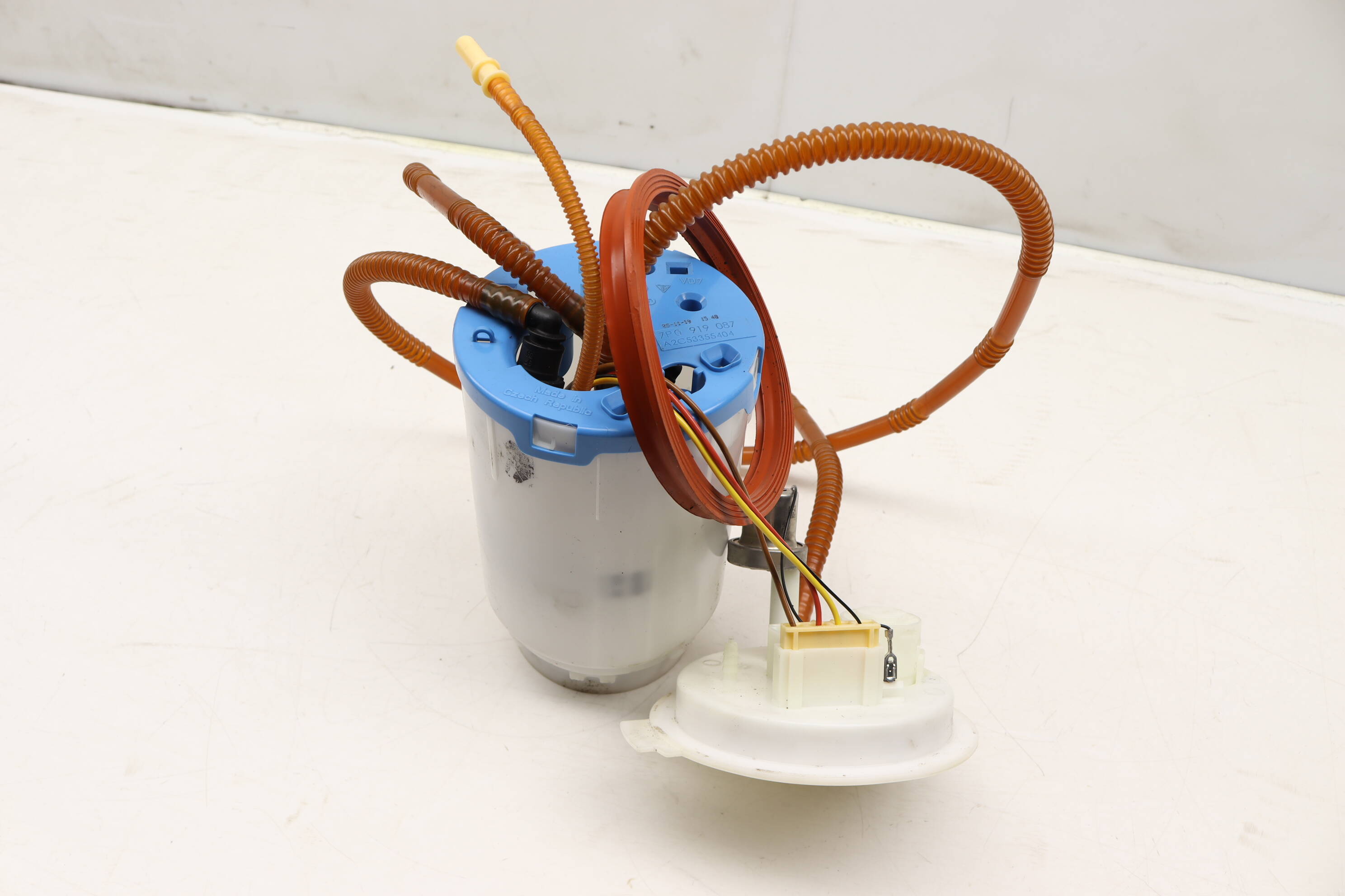 In-Tank Fuel Pump / Flange 7P0919679A 95862042210