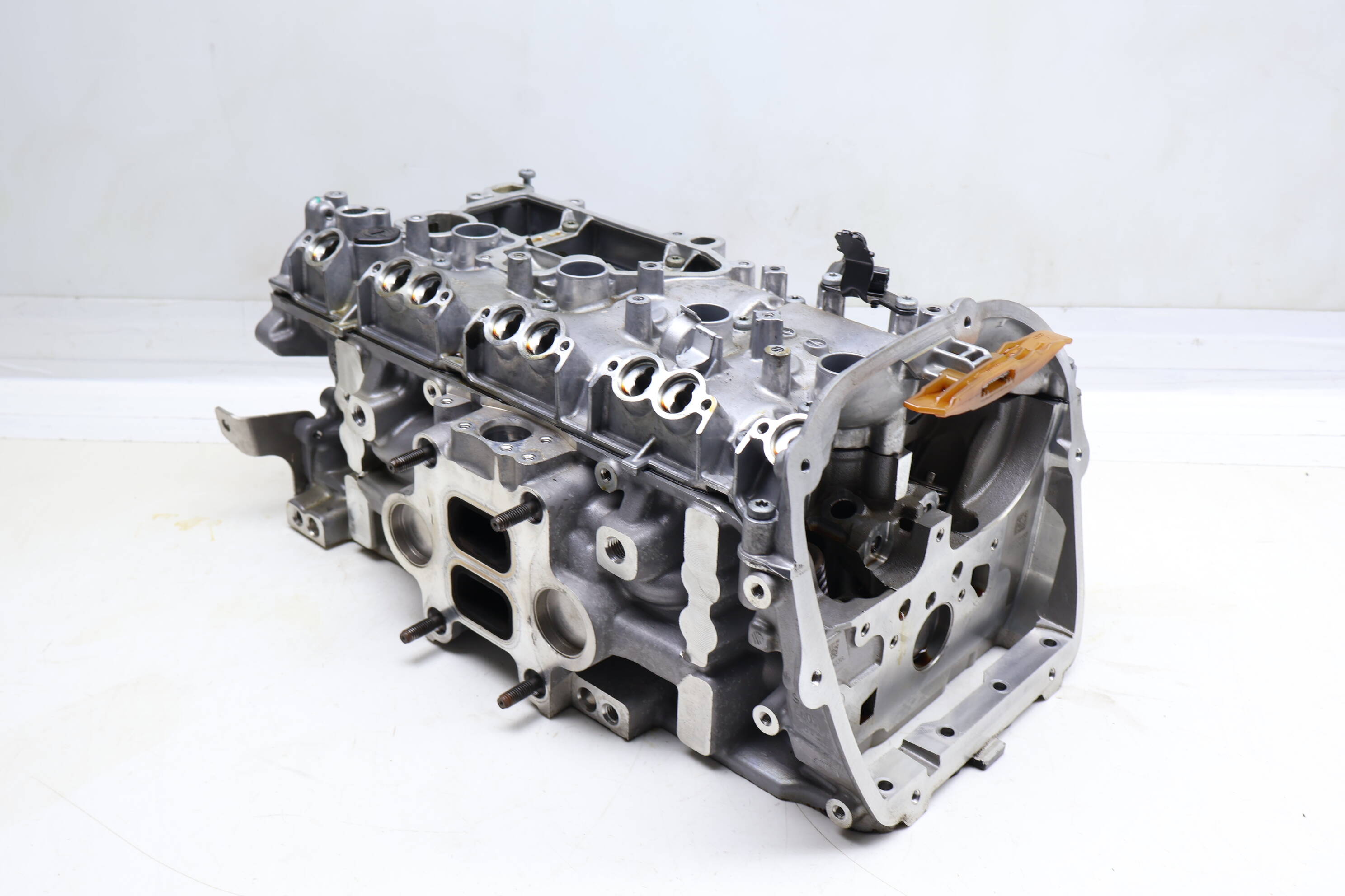 Engine Cylinder Head Assembly 06N103063J