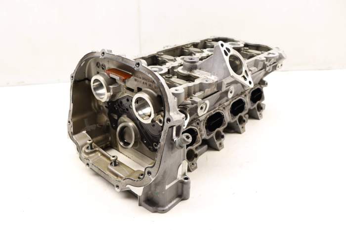 Cfsa Engine Cylinder Head 079103065J main product photo