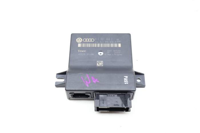 Can-Bus Gateway Control Module 4L0907468C main product photo