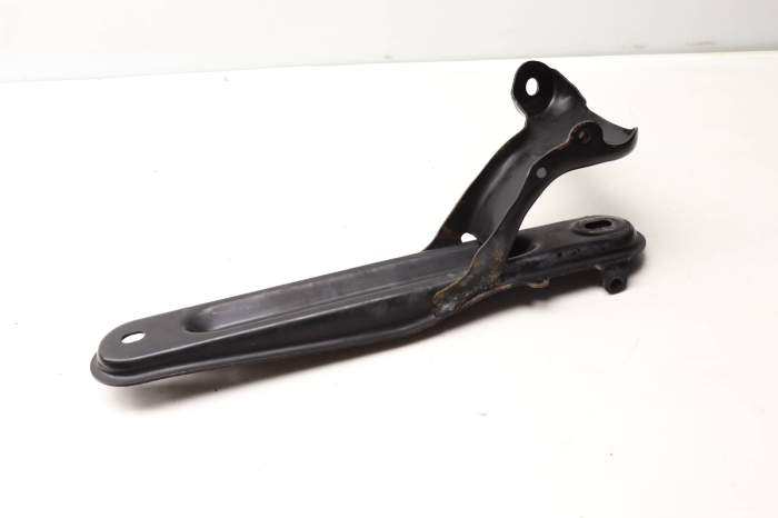 Upper Engine Lifting Mount / Bracket 7L5199373A 95537511210 main product photo