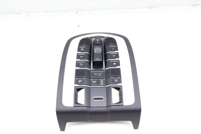 Overhead Console / Dome Light 7PP959551ES main product photo