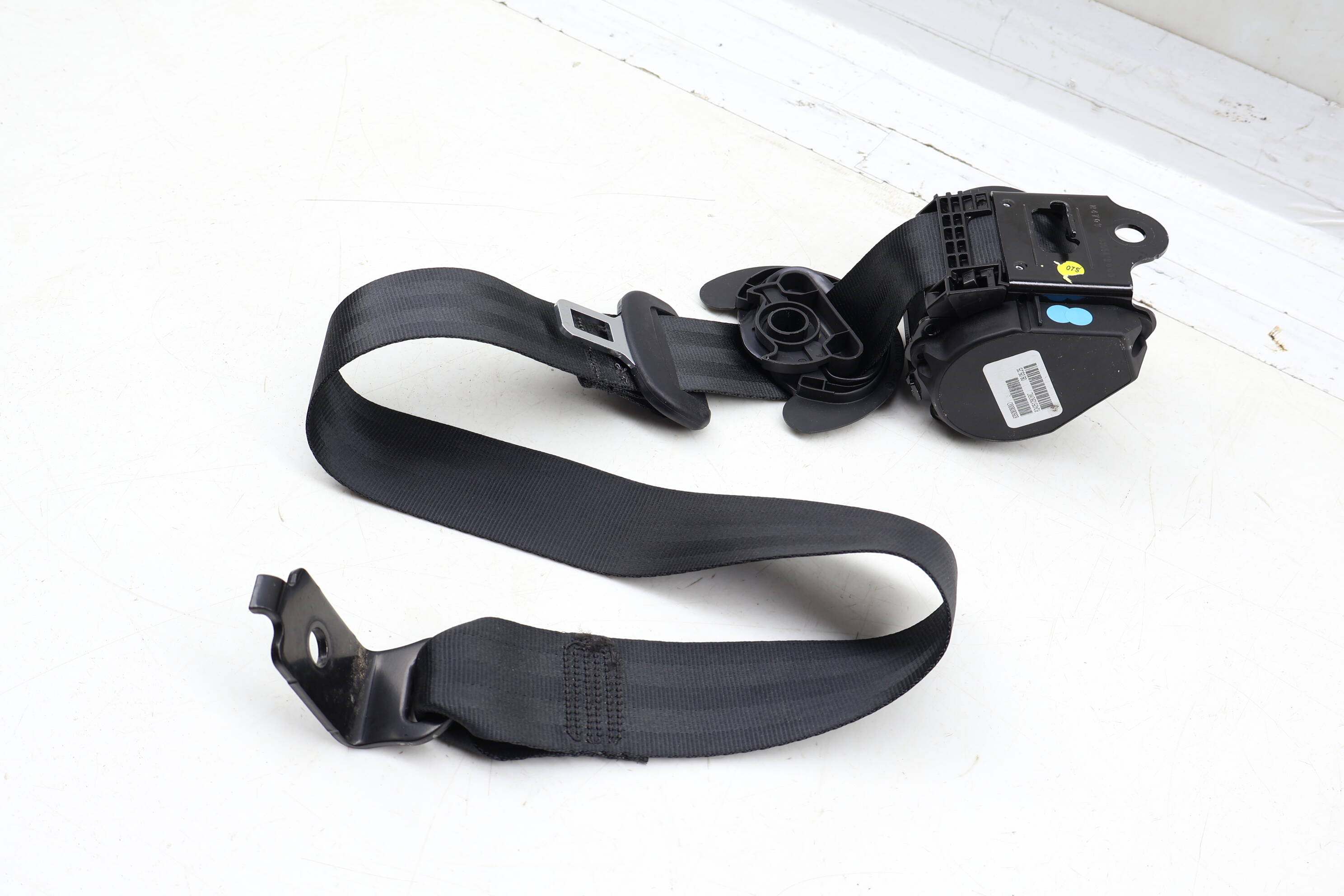 2Nd Row Seat Belt Retractor 3CN857806