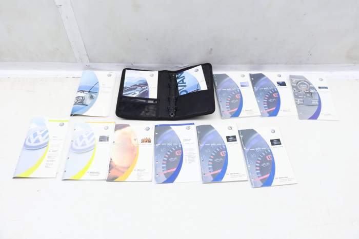 2002 Owners Manual main product photo
