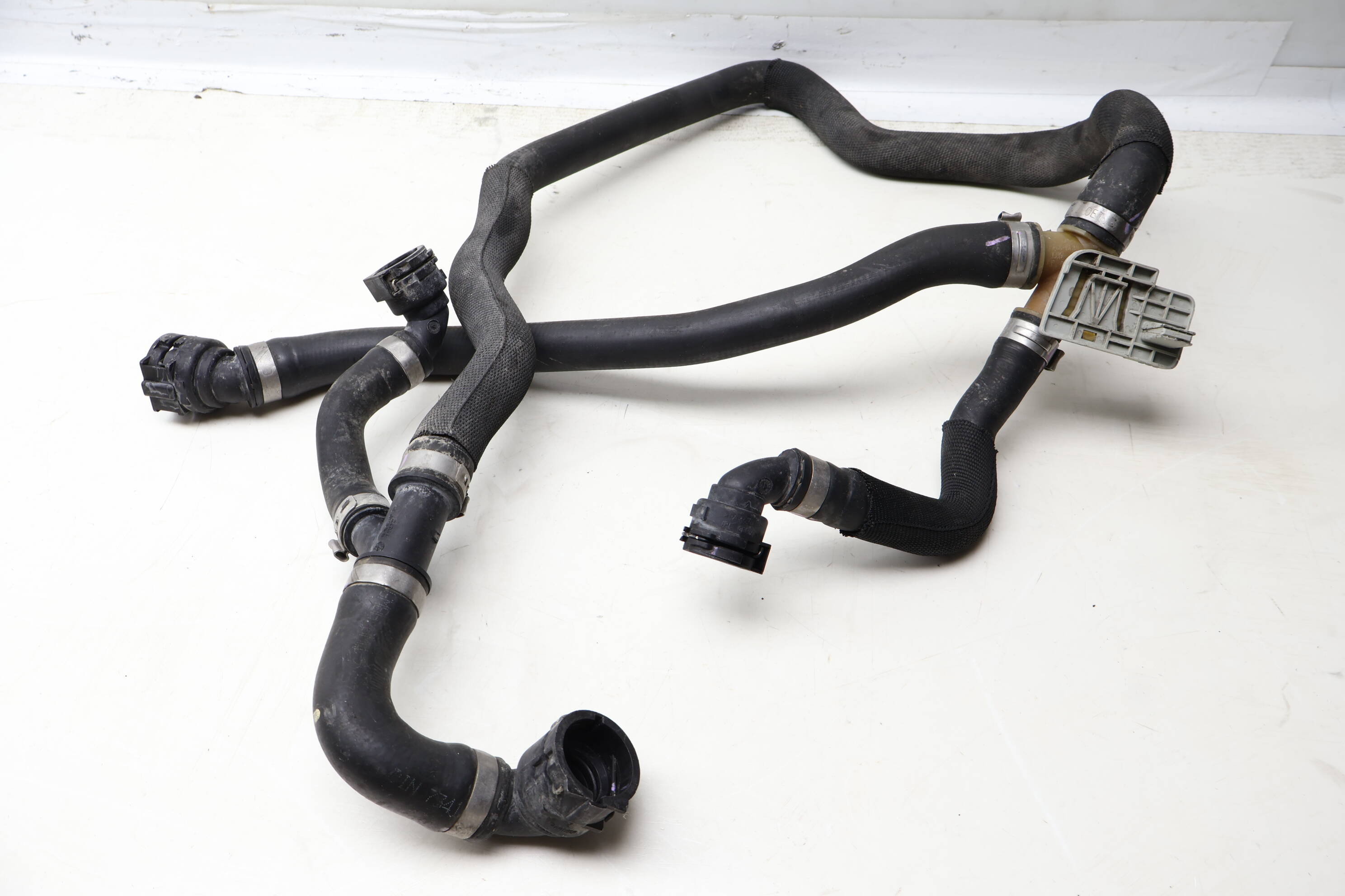 Radiator Coolant Hose / Line 17127576371