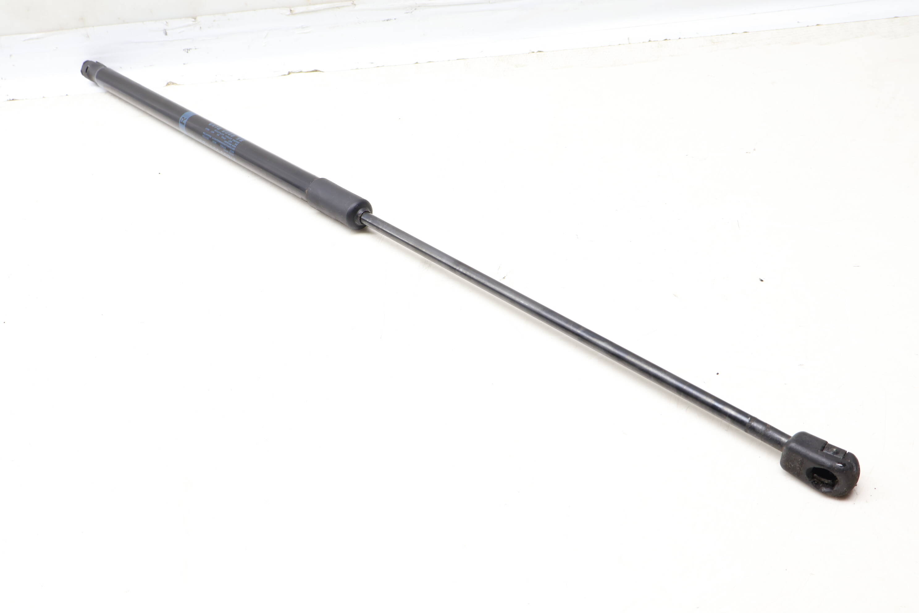 Hood Strut / Shock 2539801264