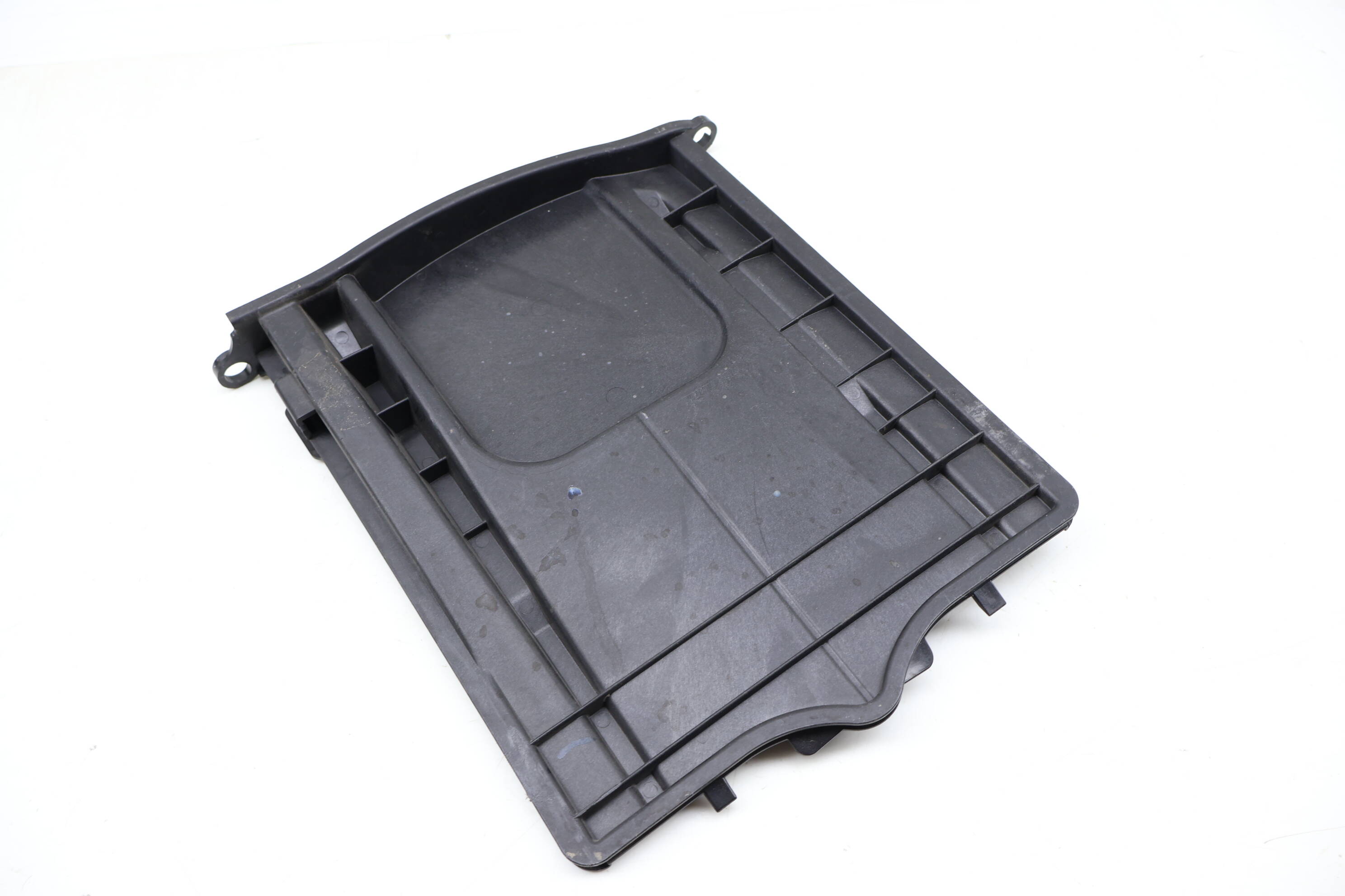 Engine Air Filter Box / Filter Housing (Lower Side Cover) 95B128607B