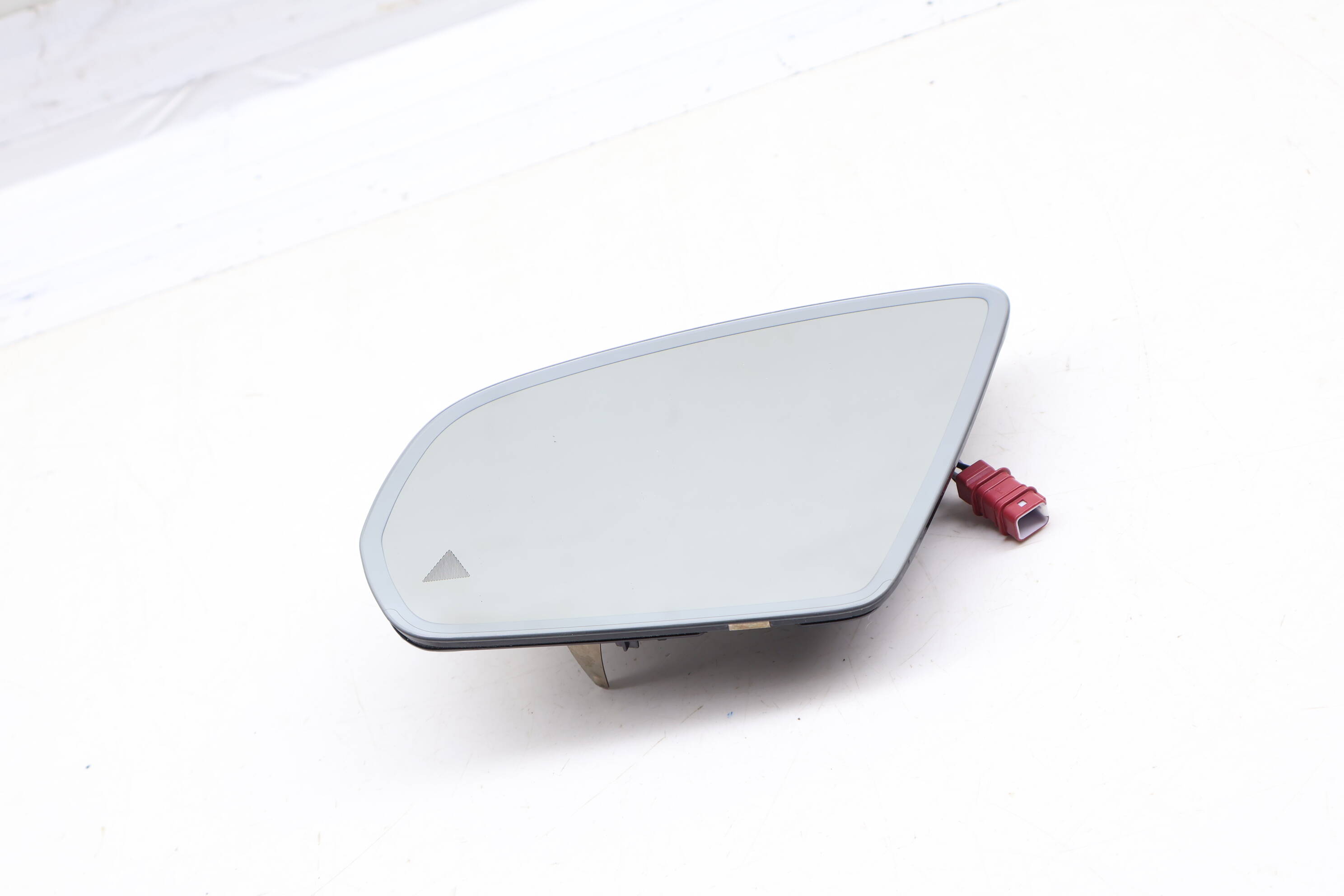 Side View Mirror Glass 0998101316