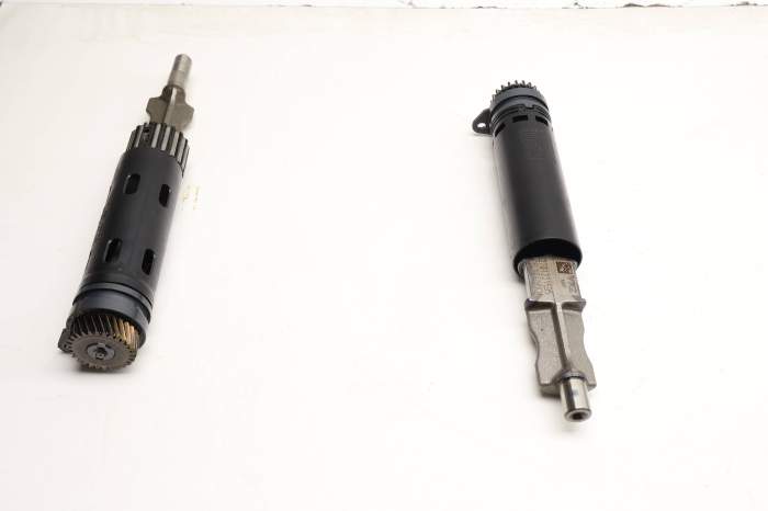 Engine Balancer Shaft Set 06N198205A main product photo