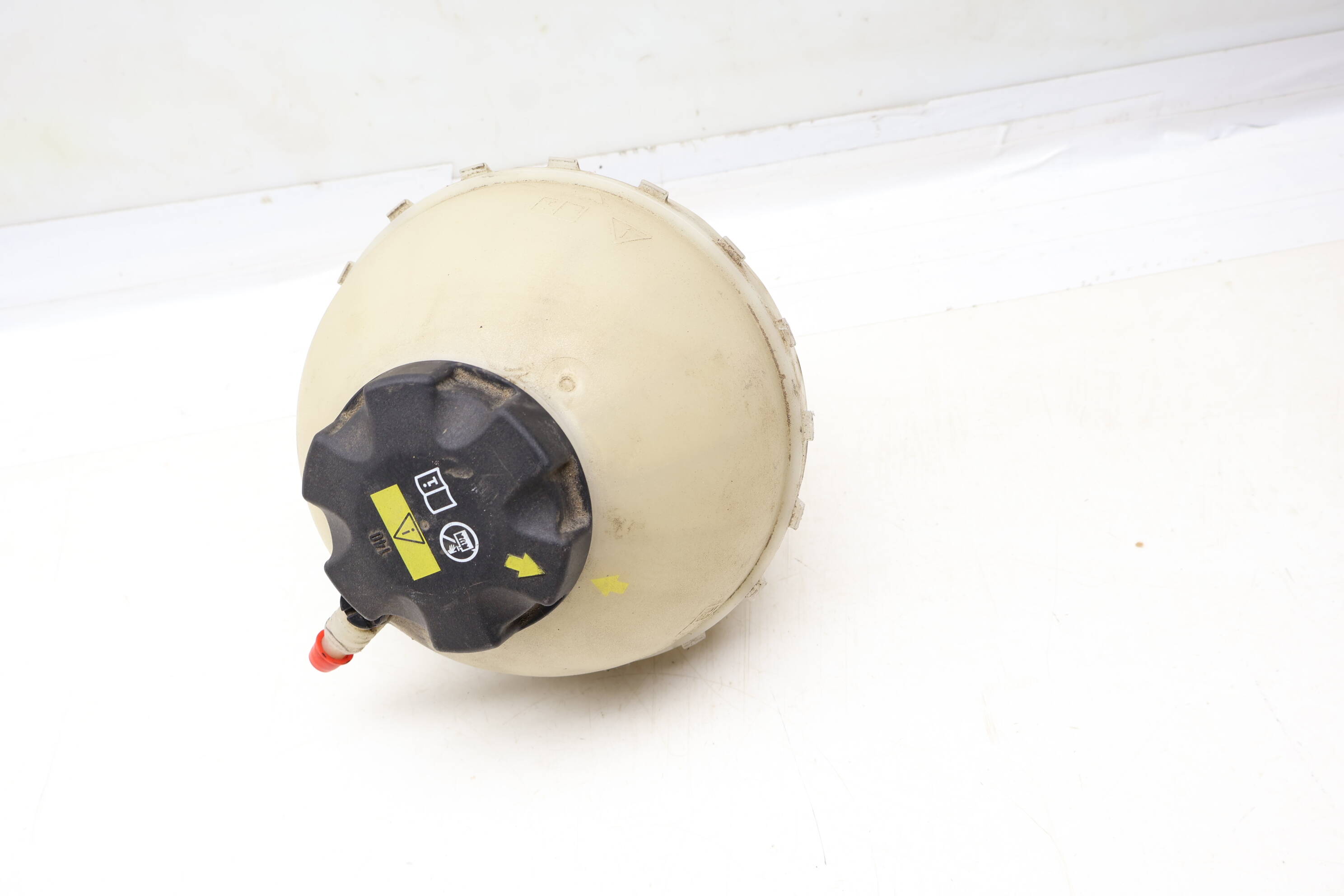 Coolant Reservoir / Tank / Bottle 17137642159