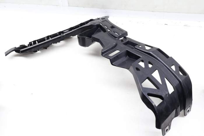 Bumper Mount / Bracket 2538858402 main product photo