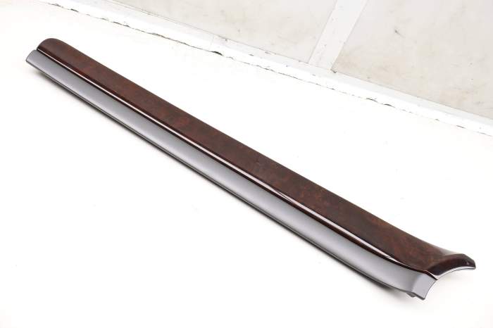 Interior Door Panel Belt Trim 4E0867409H main product photo